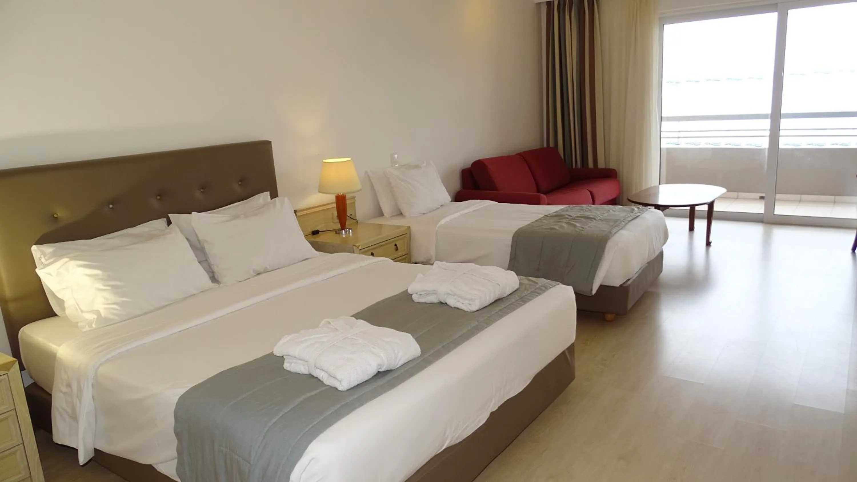 Bedroom, Bed in Kipriotis Panorama Hotel & Suites