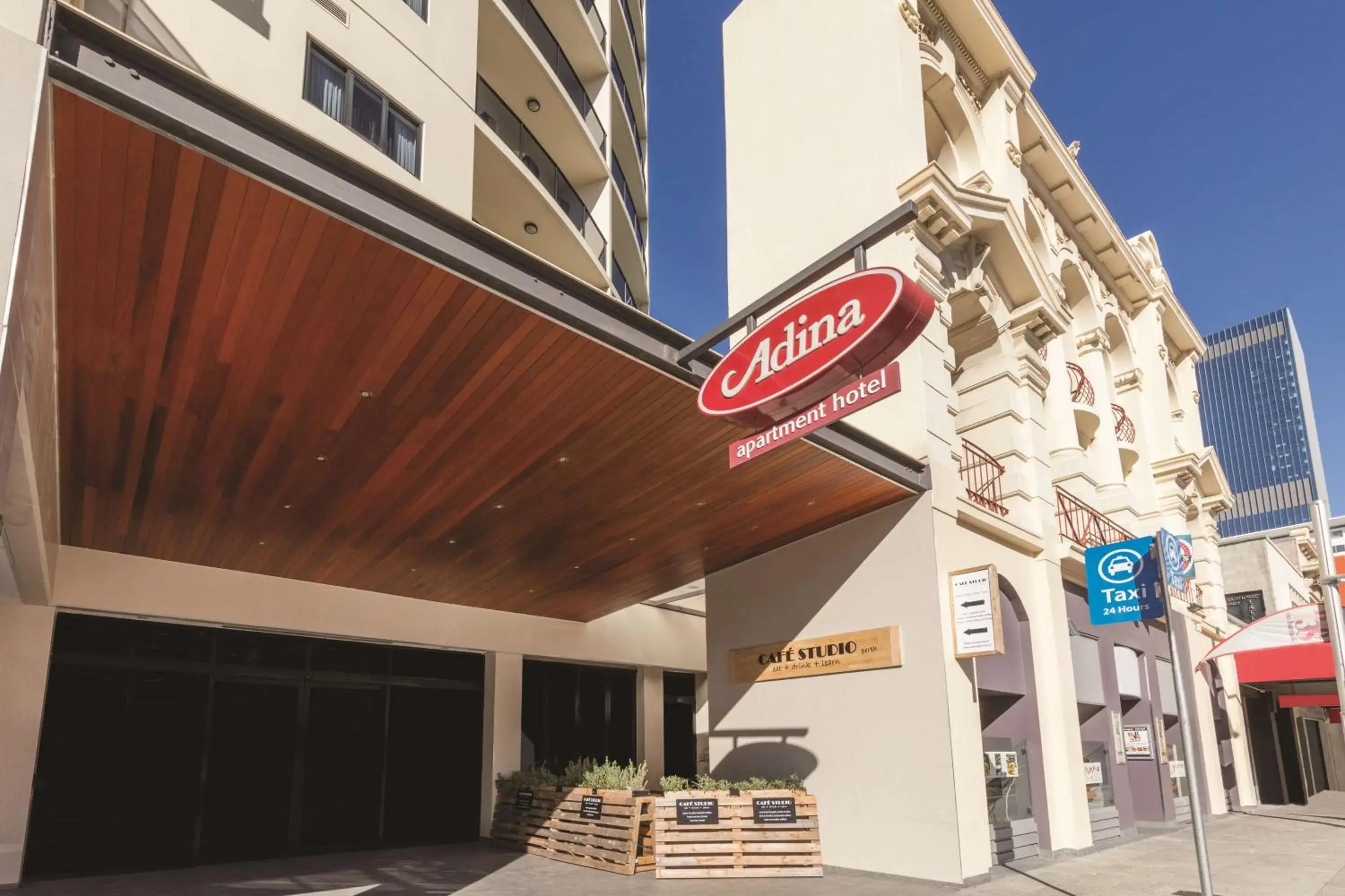 Property building in Adina Apartment Hotel Perth Barrack Plaza Property building in Adina Apartment Hotel Perth Barrack Plaza