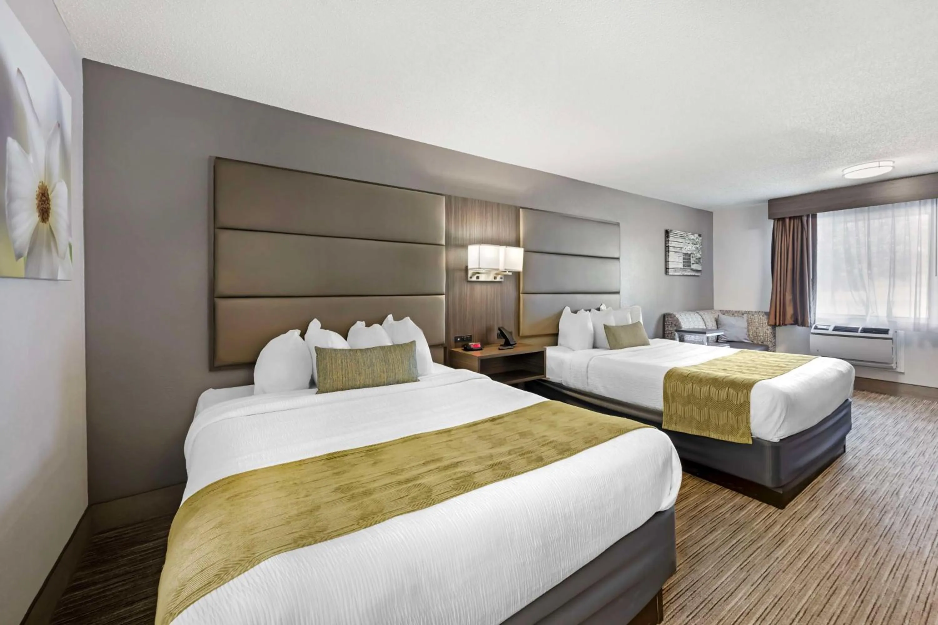 Bedroom, Bed in Best Western Dickson