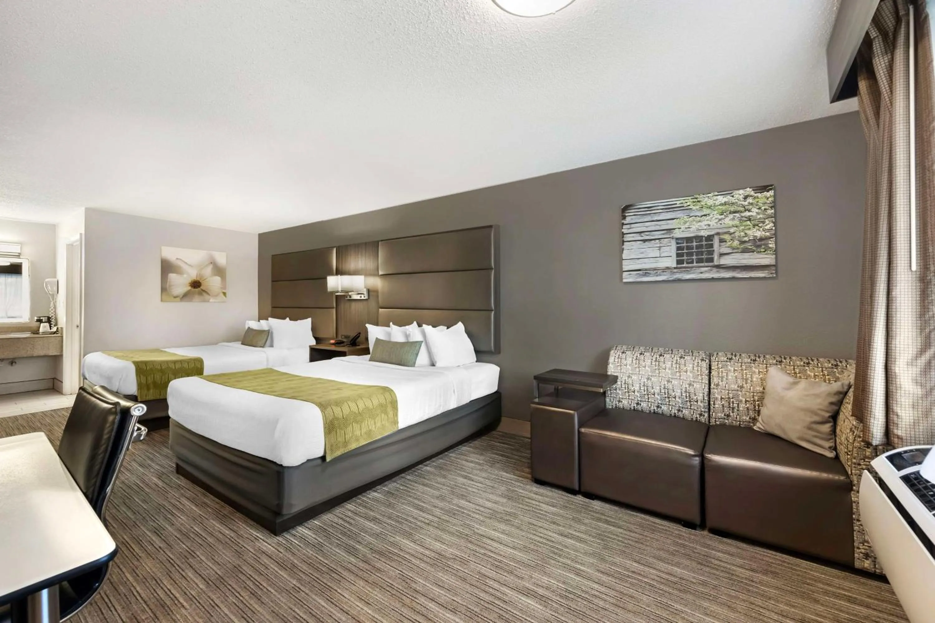 Bedroom, Bed in Best Western Dickson