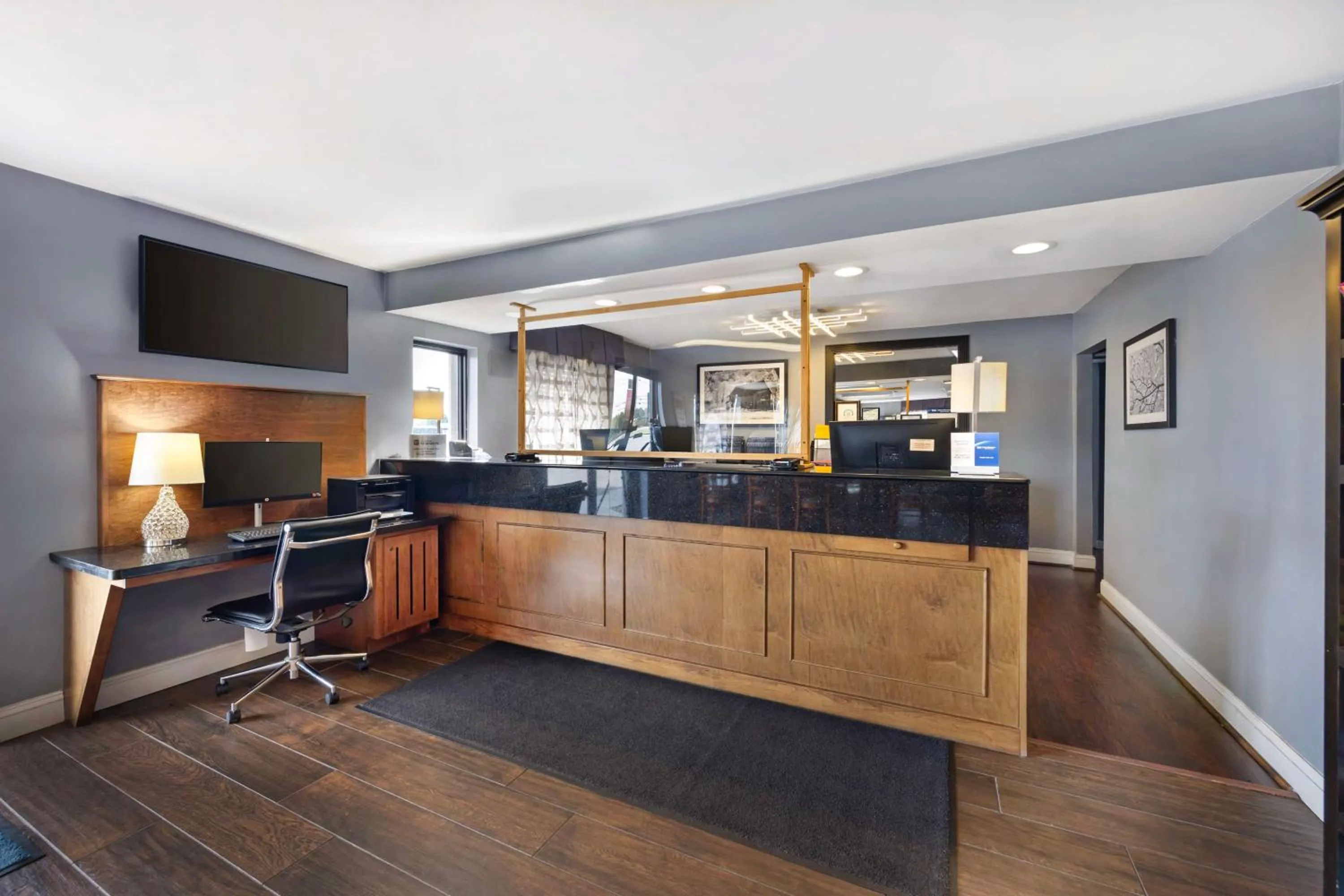 Business facilities in Best Western Dickson