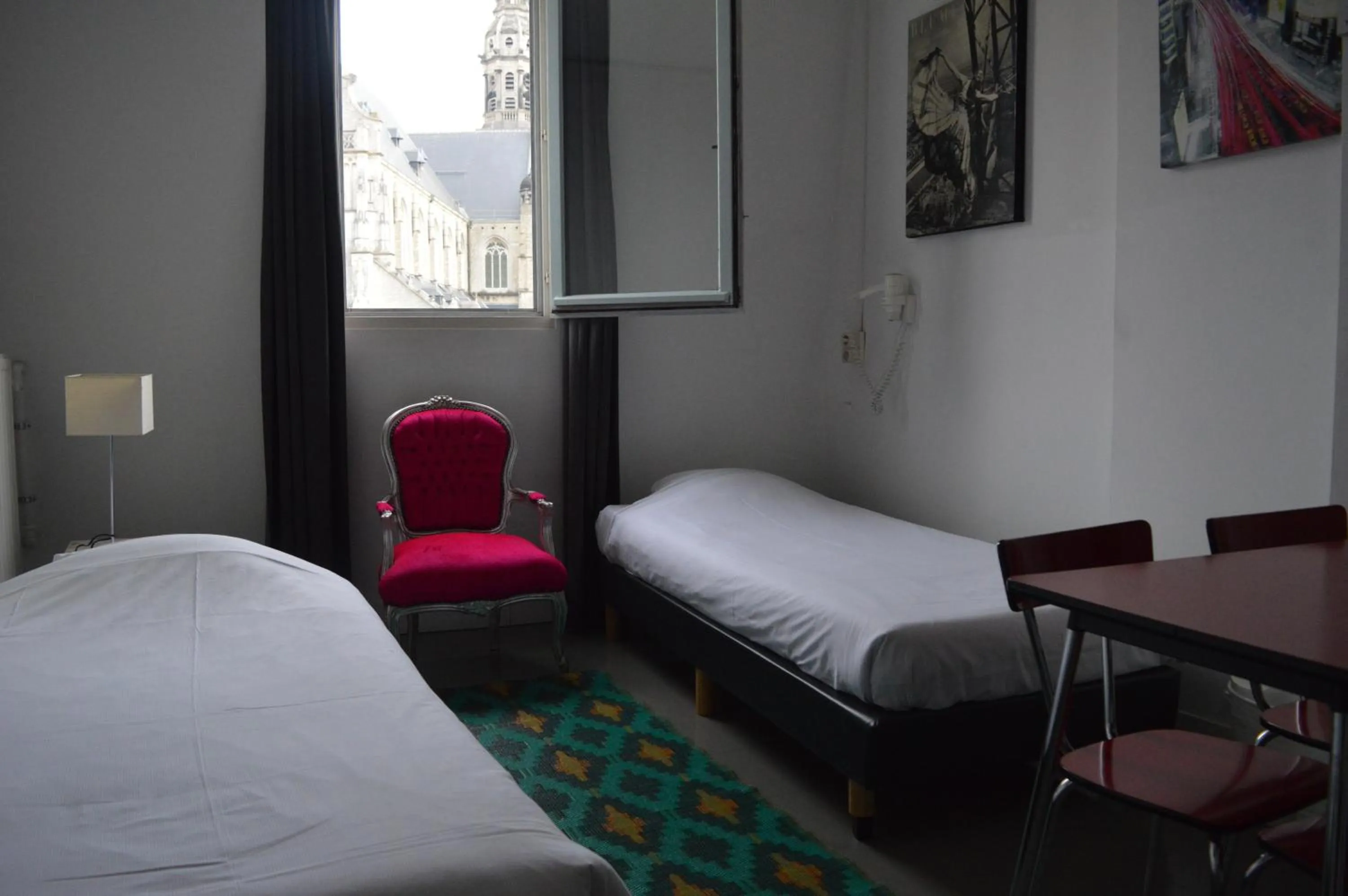 Bed in Hotel Urban Dreams