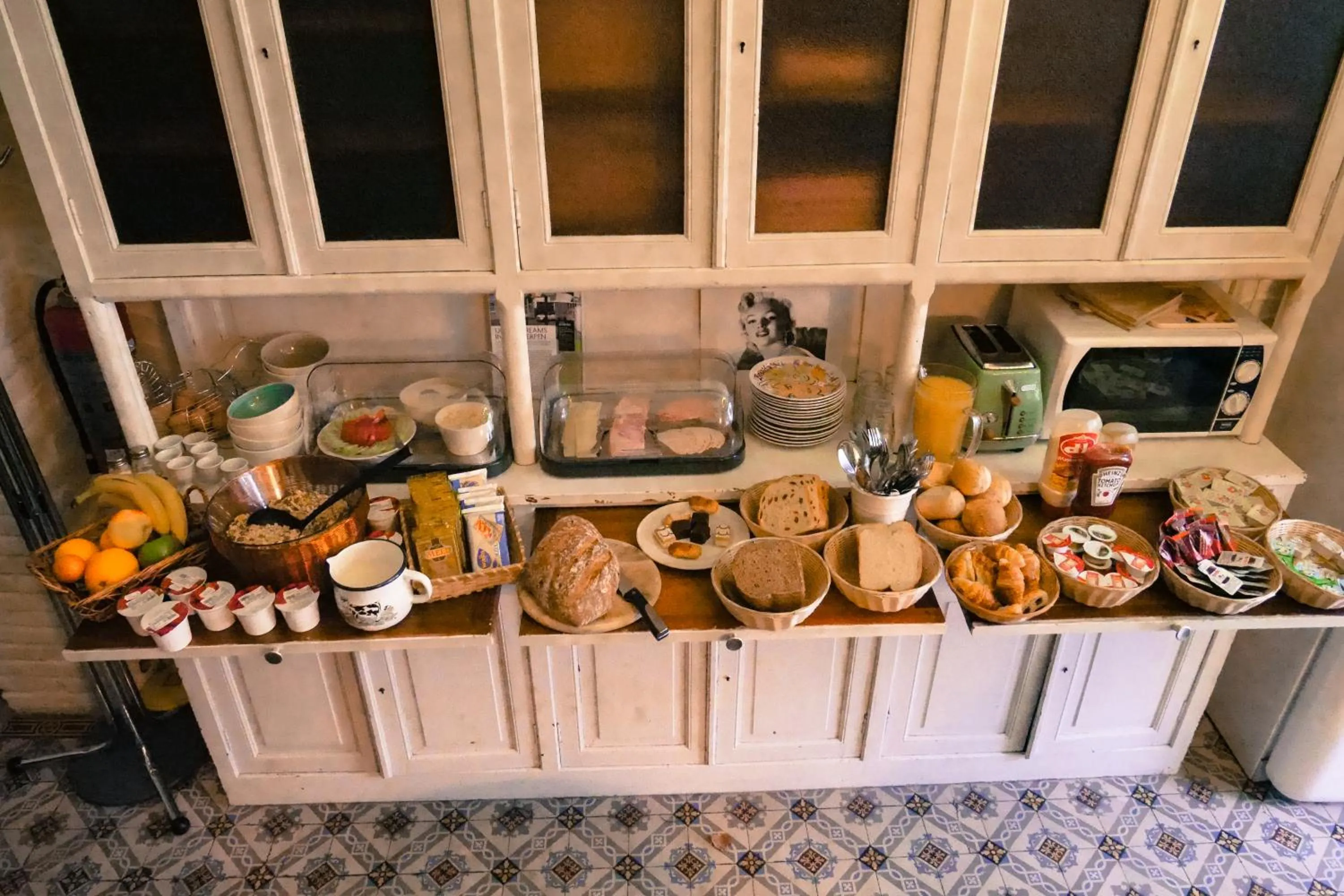 Breakfast in Hotel Urban Dreams