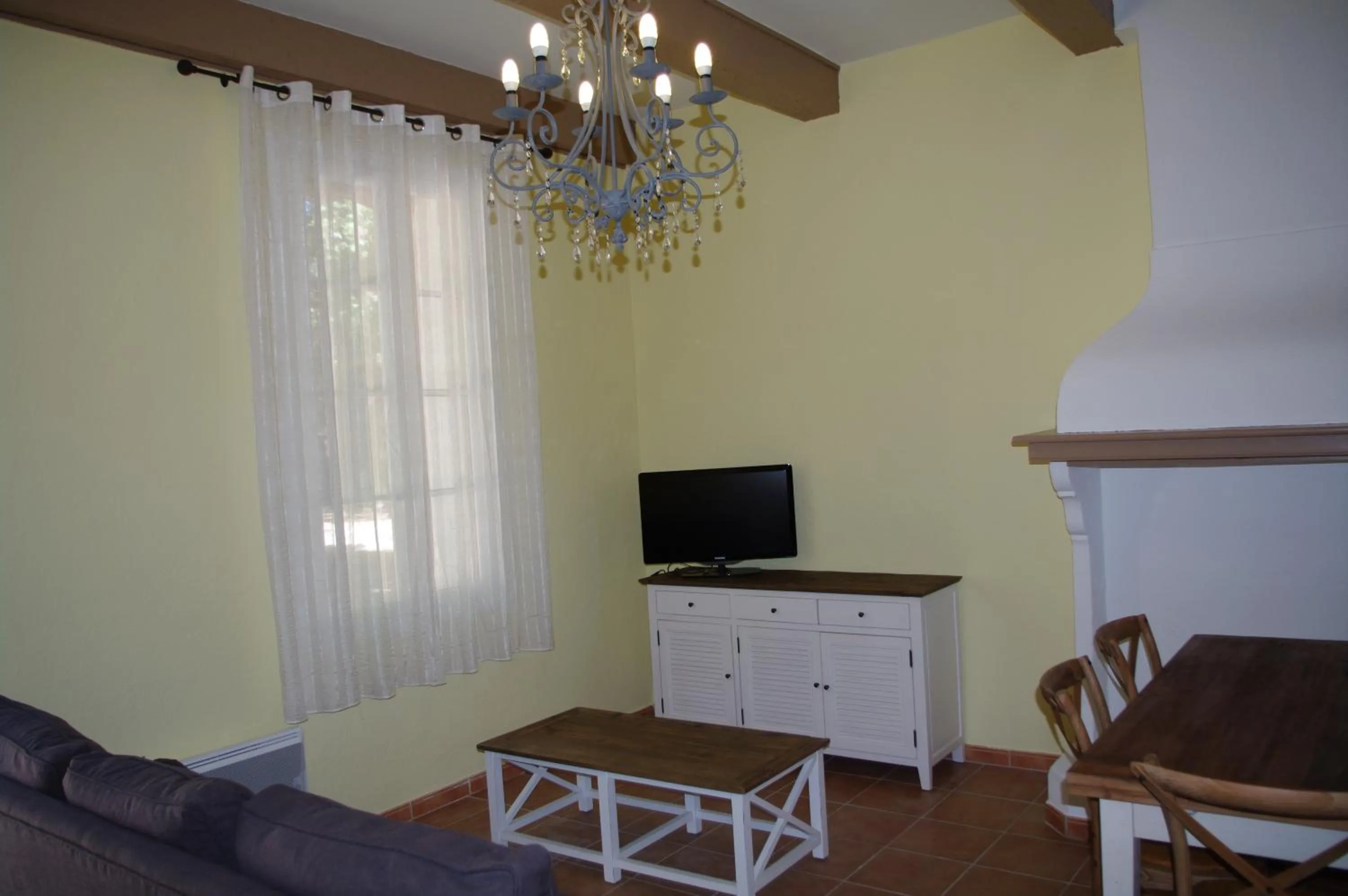 Living room in Chateau Le Vergel Authenac