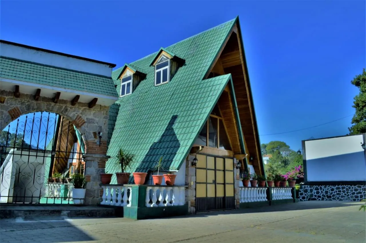 Hotel "La Cabaña de Don Adolfo"