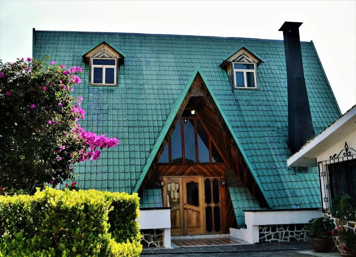 Hotel "La Cabaña de Don Adolfo"