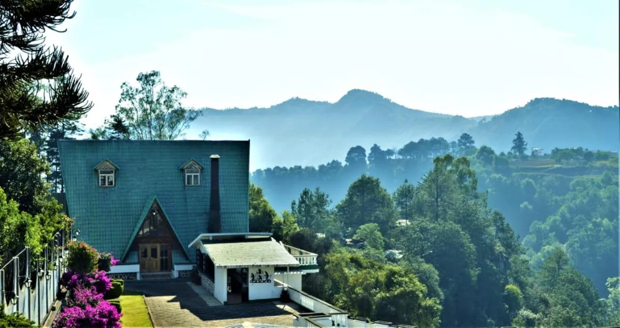 Hotel "La Cabaña de Don Adolfo"