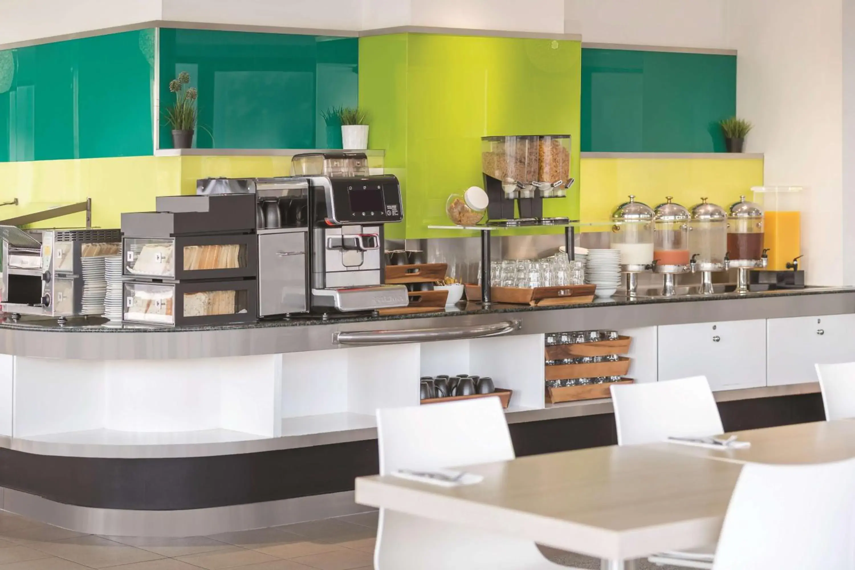 Restaurant/places to eat in Vibe Hotel Gold Coast Restaurant/places to eat in Vibe Hotel Gold Coast