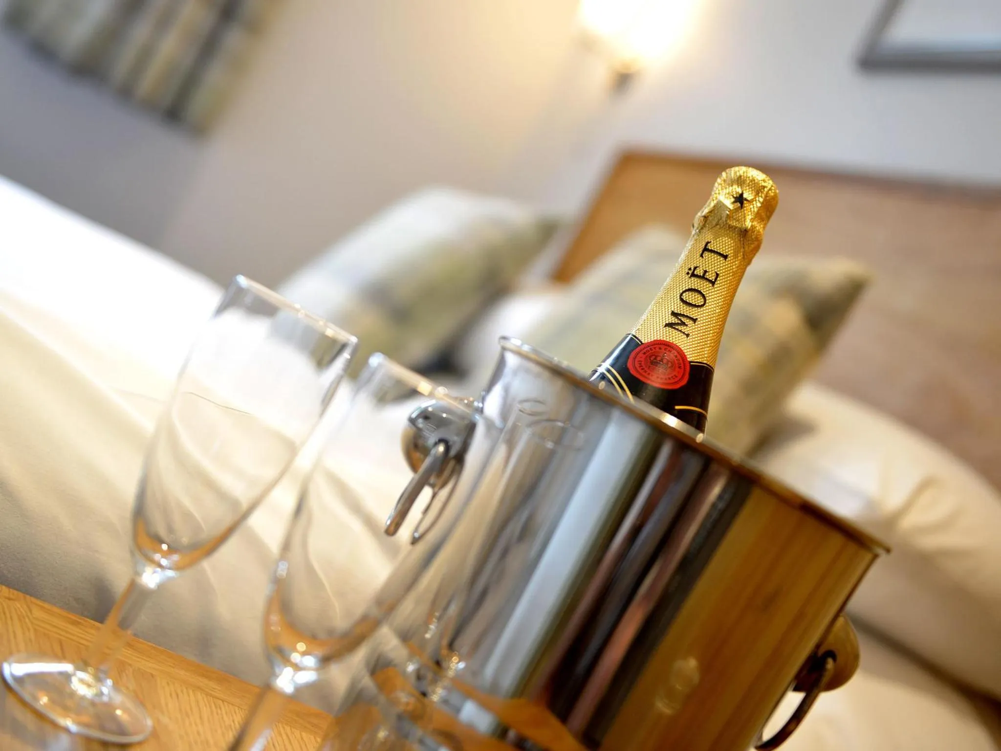 Bed in The Cayley Arms Inn