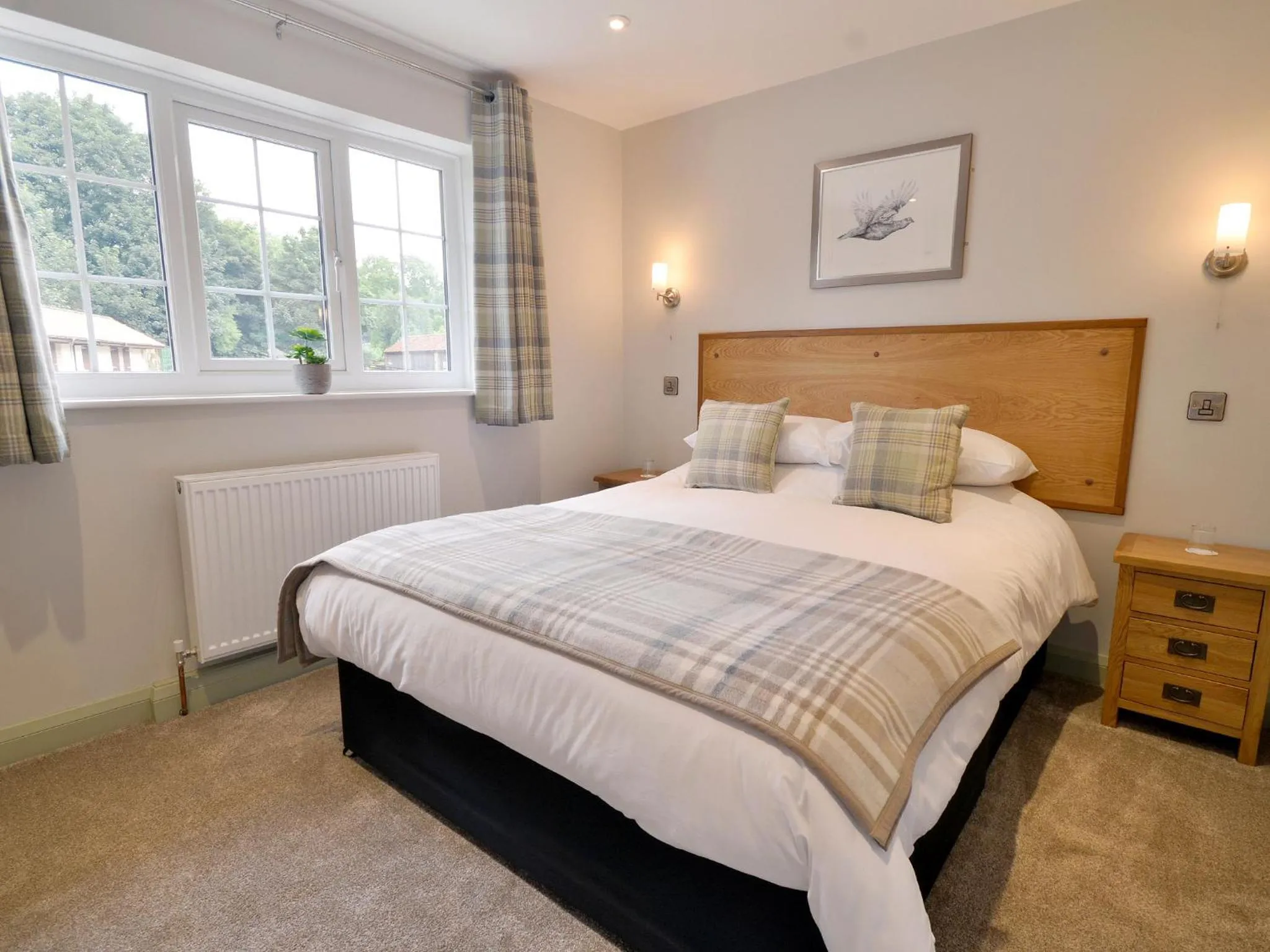 Bed in The Cayley Arms Inn