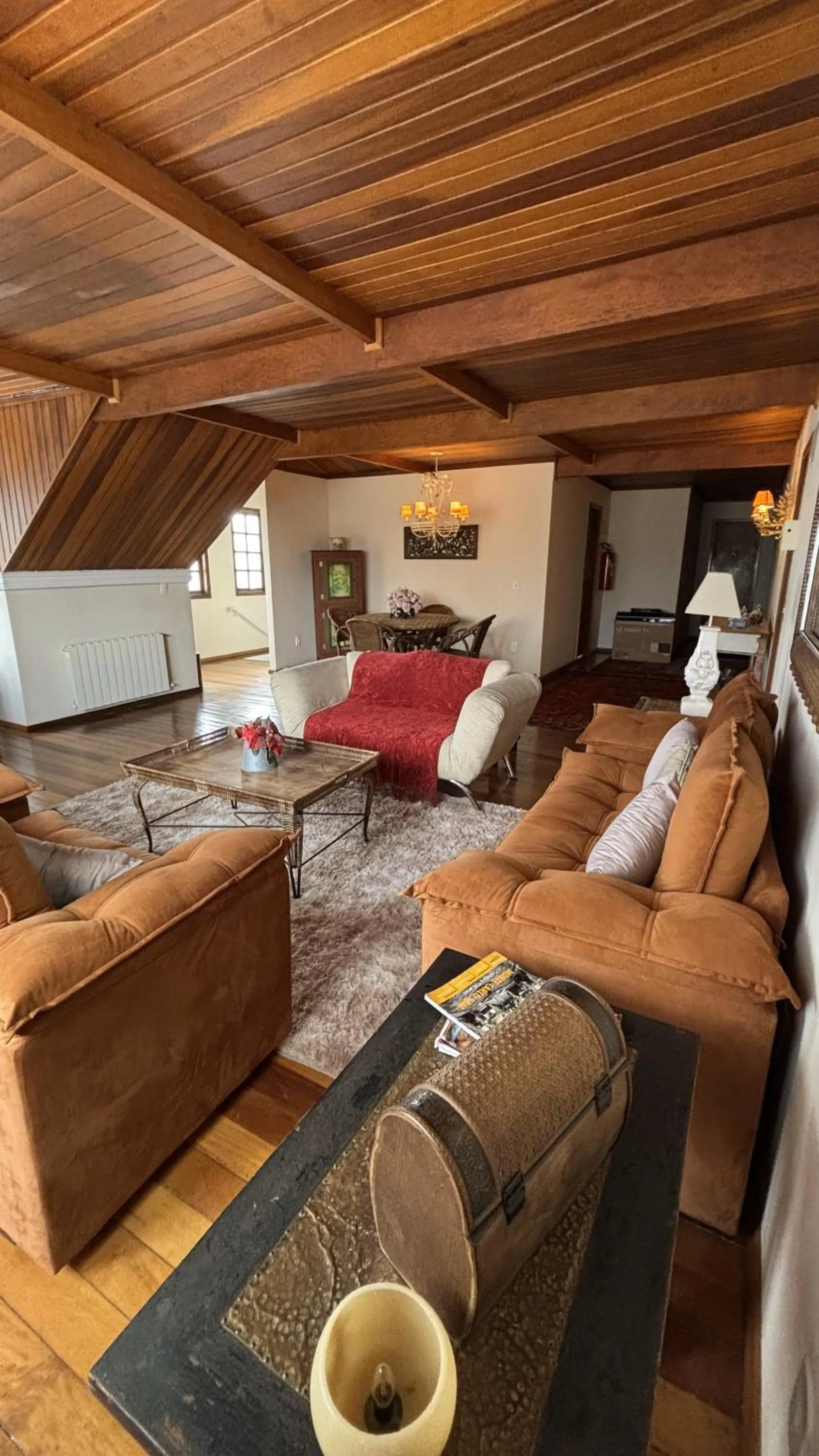 Communal lounge/ TV room in Pousada Portal das Cerejeiras - Be Happy Group