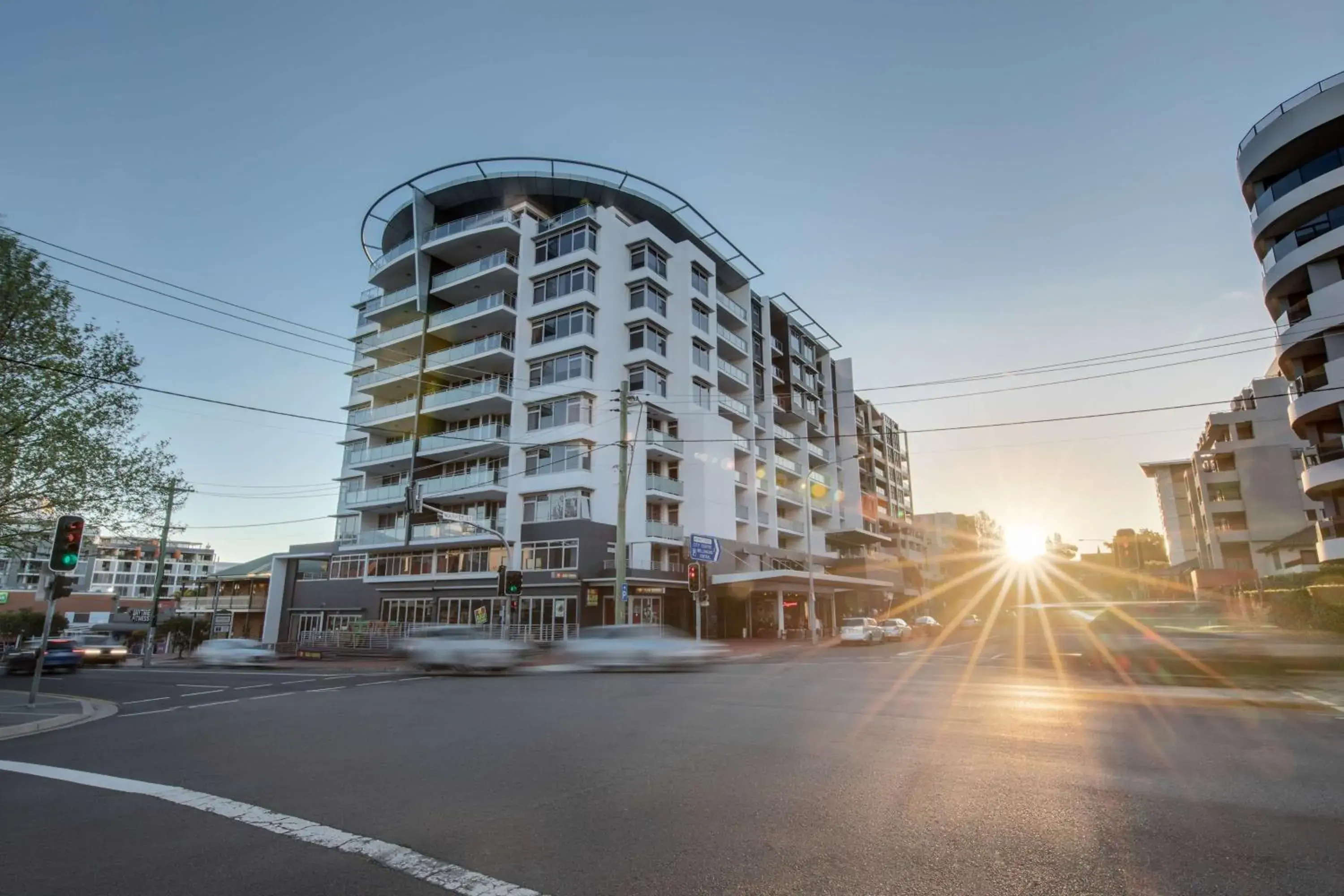 Property building in Adina Apartment Hotel Wollongong Property building in Adina Apartment Hotel Wollongong