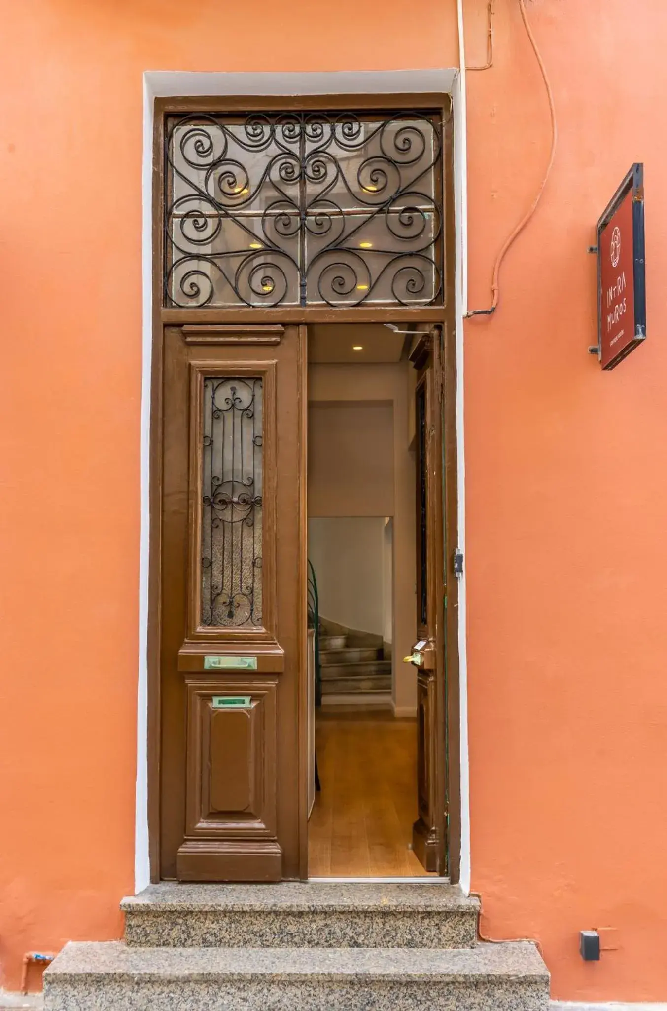 Facade/entrance in Intra Muros Hostel Facade/entrance in Intra Muros Hostel
