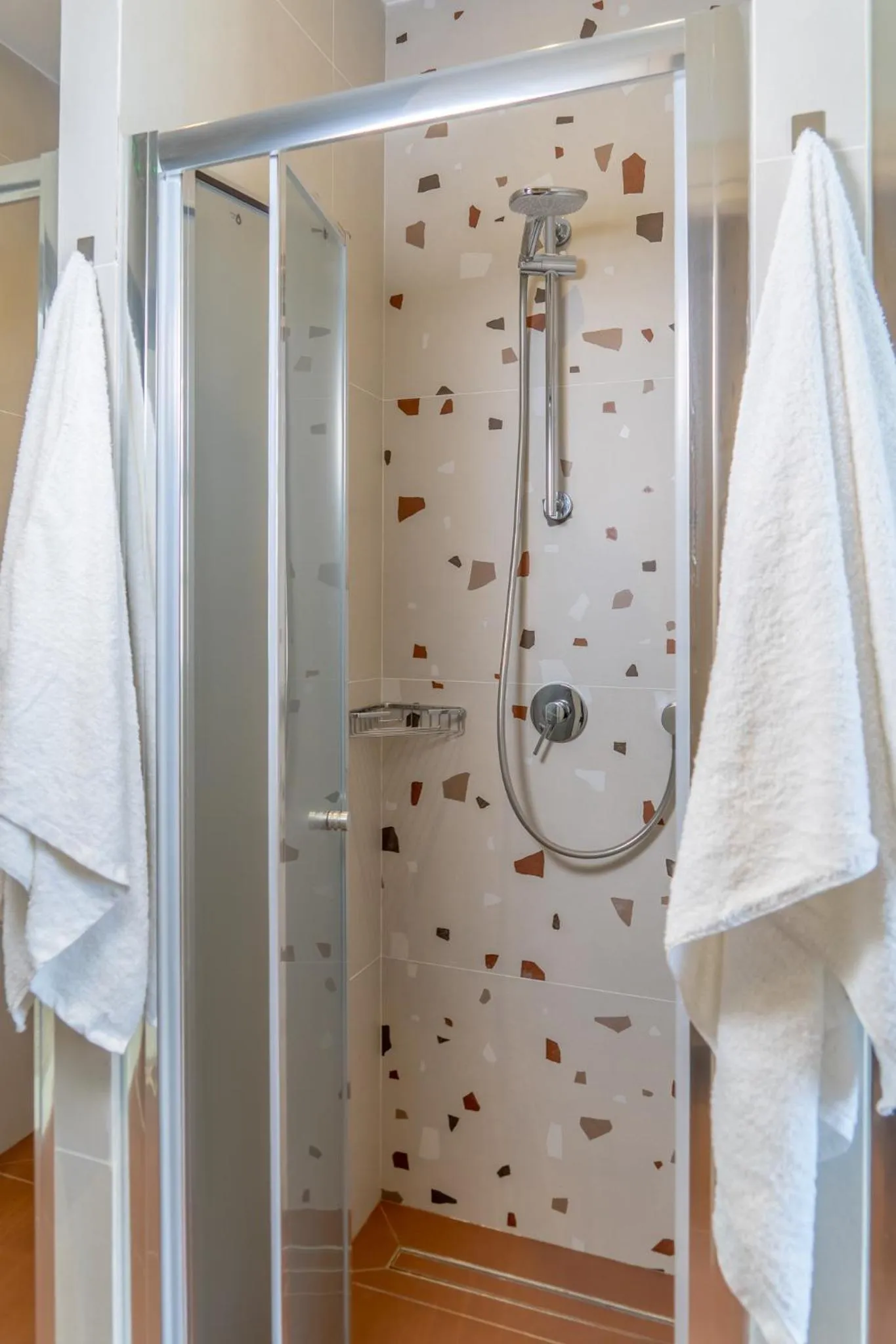 Bathroom in Intra Muros Hostel