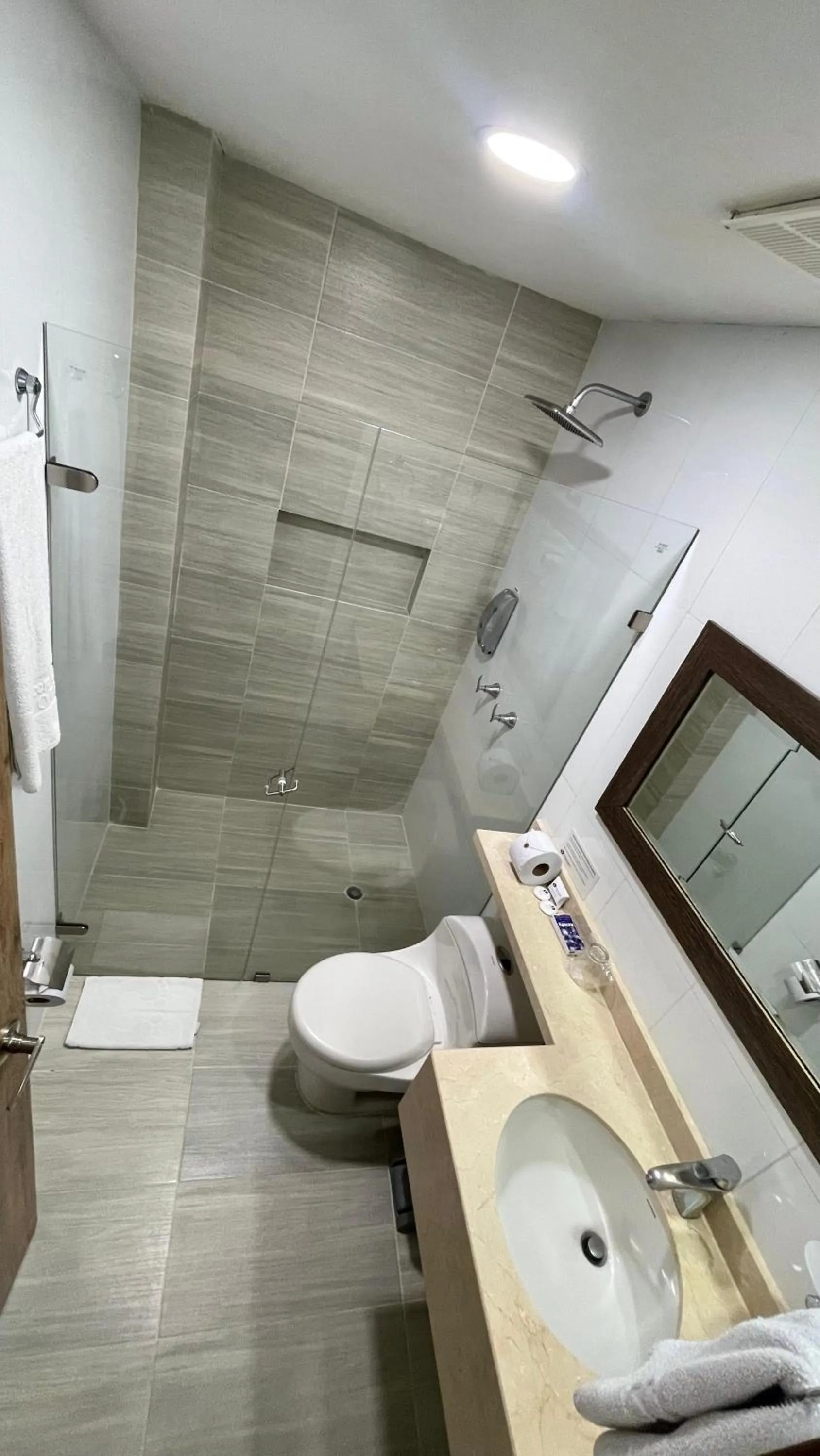 Bathroom in Cabecera Country Hotel