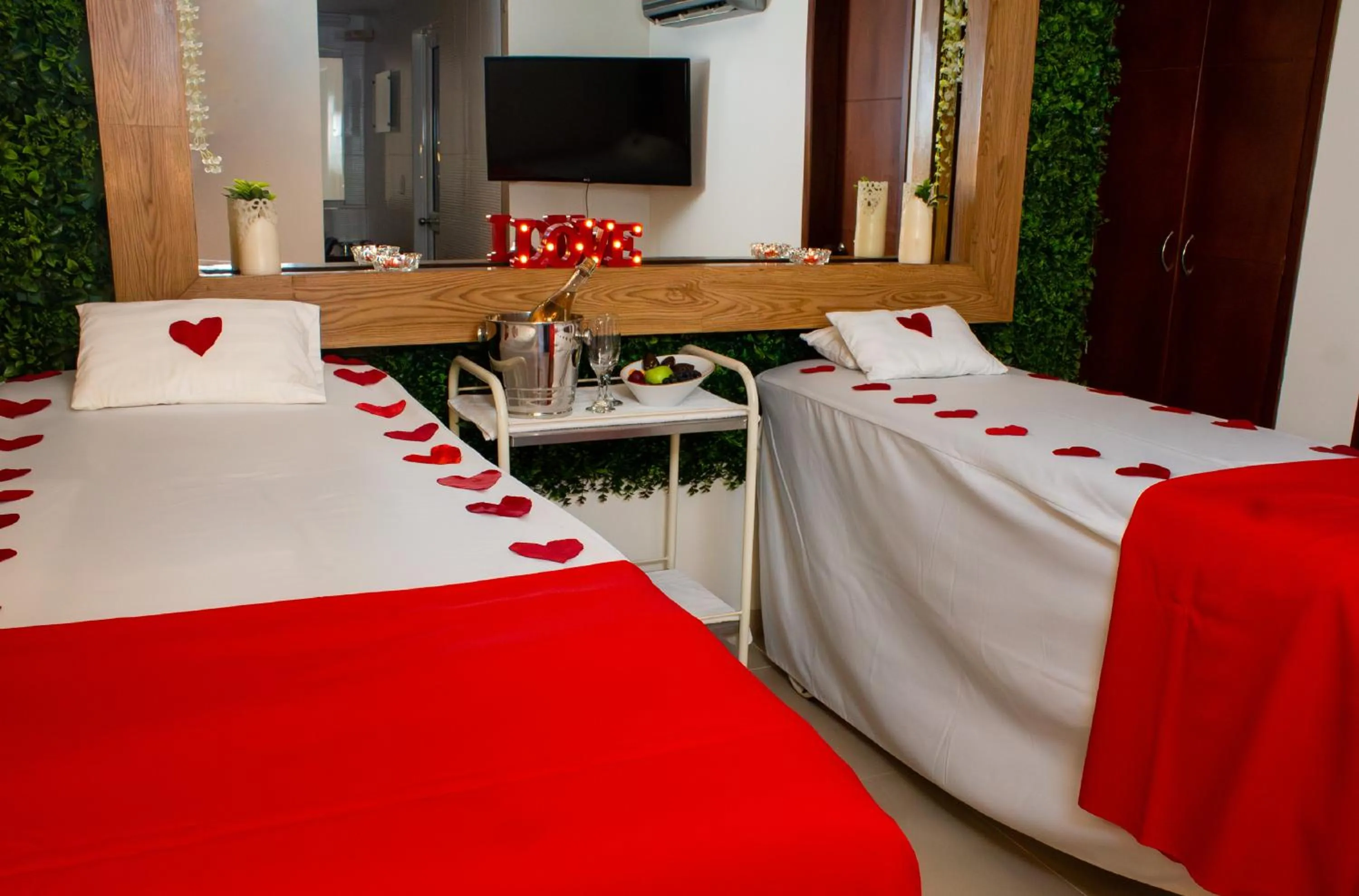 Massage, Bed in Cabecera Country Hotel