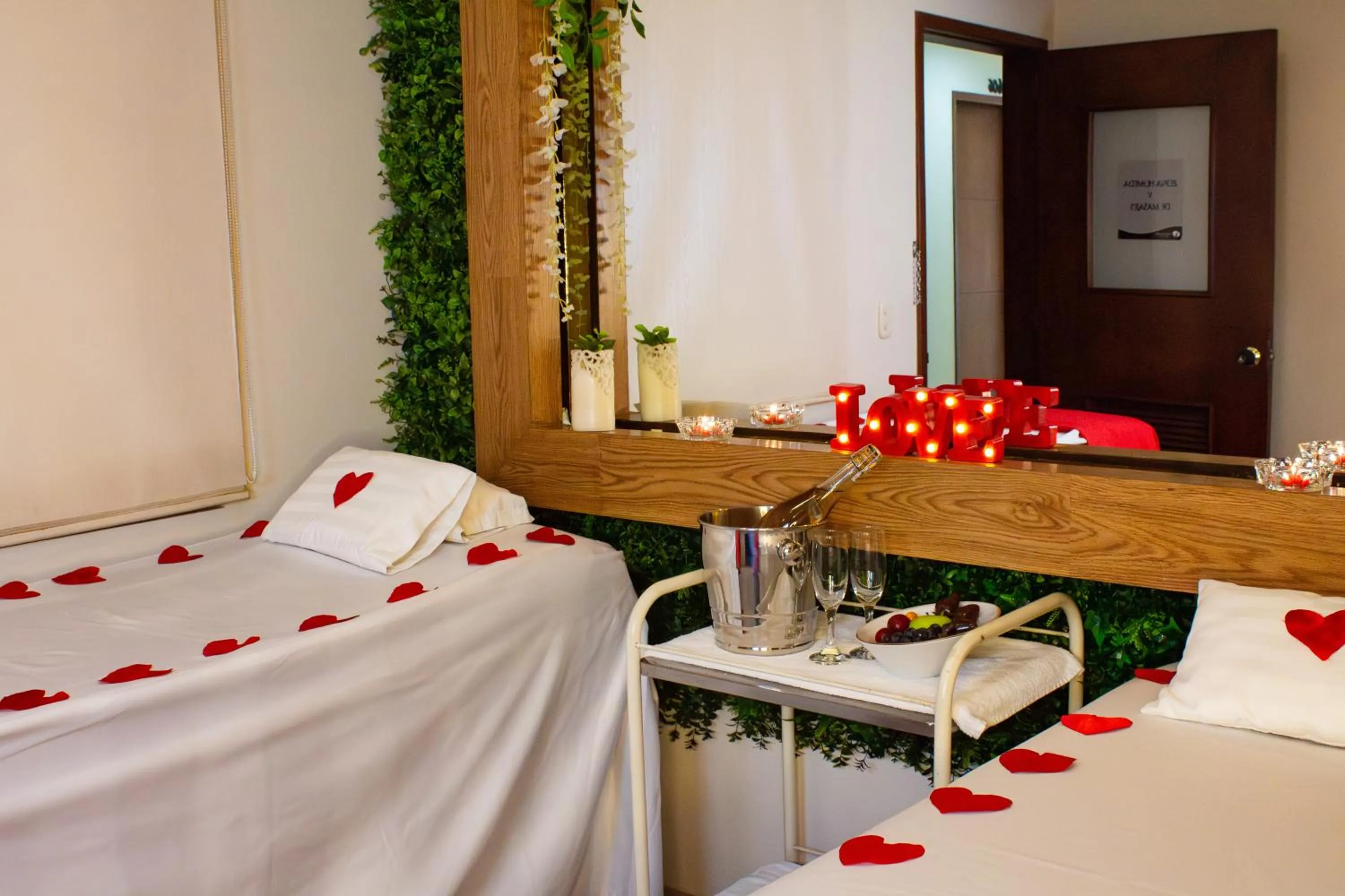 Massage, Bed in Cabecera Country Hotel