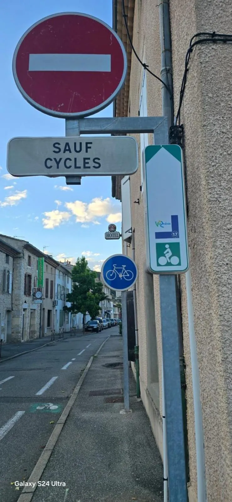 Logo/Certificate/Sign in Hôtel Restaurant Les Alizes Loriol Le Pouzin