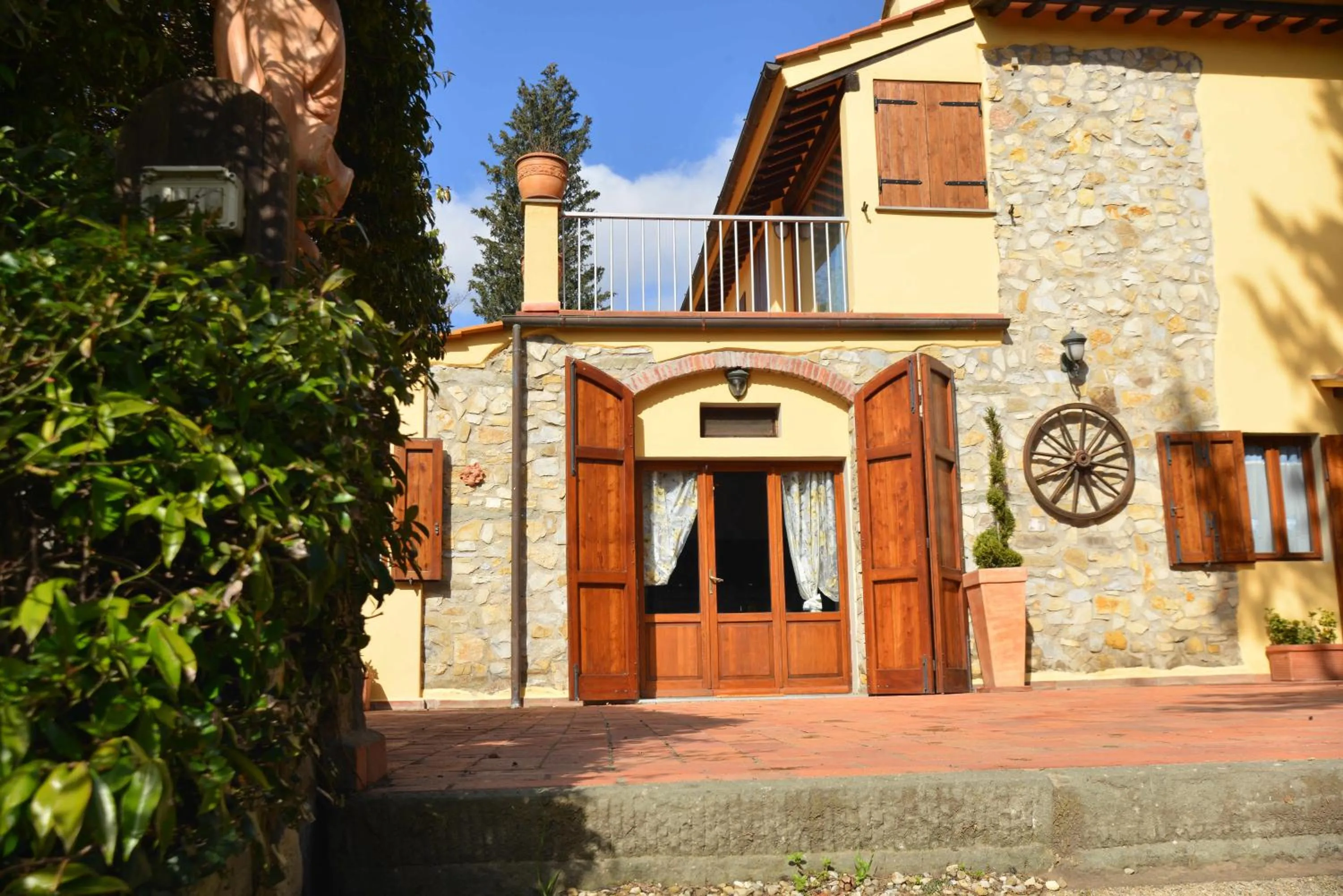Property building in La Valle di Anna