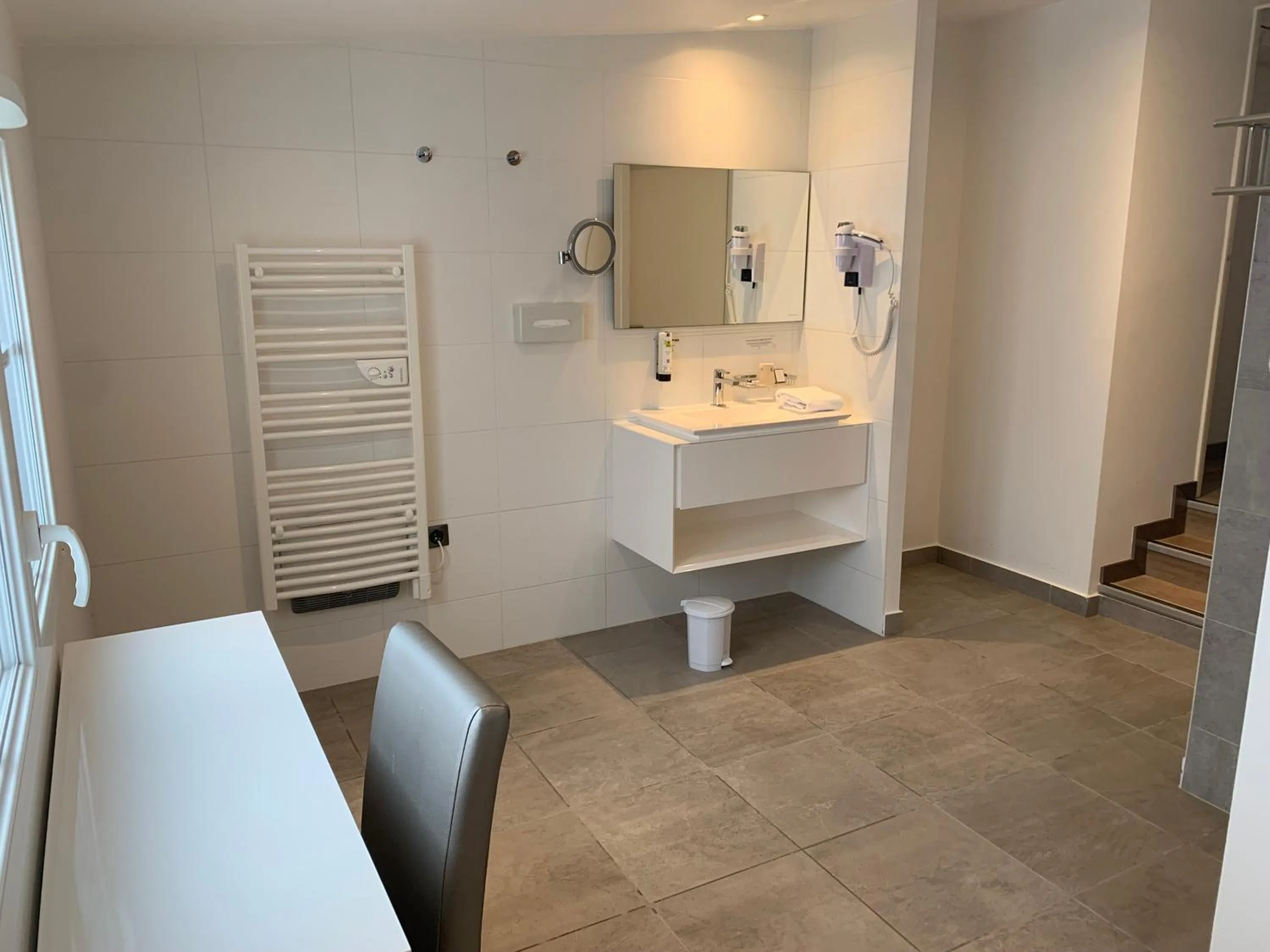 Bathroom in Logis Hôtel Restaurant Le Moulin de la Coudre