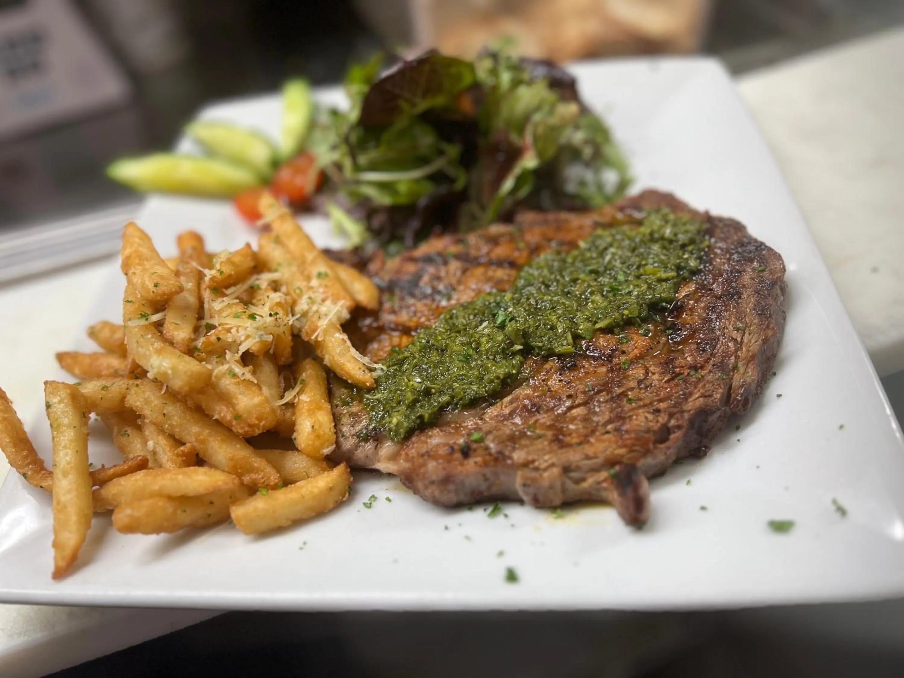 Restaurant/places to eat in Historic Santa Maria Inn