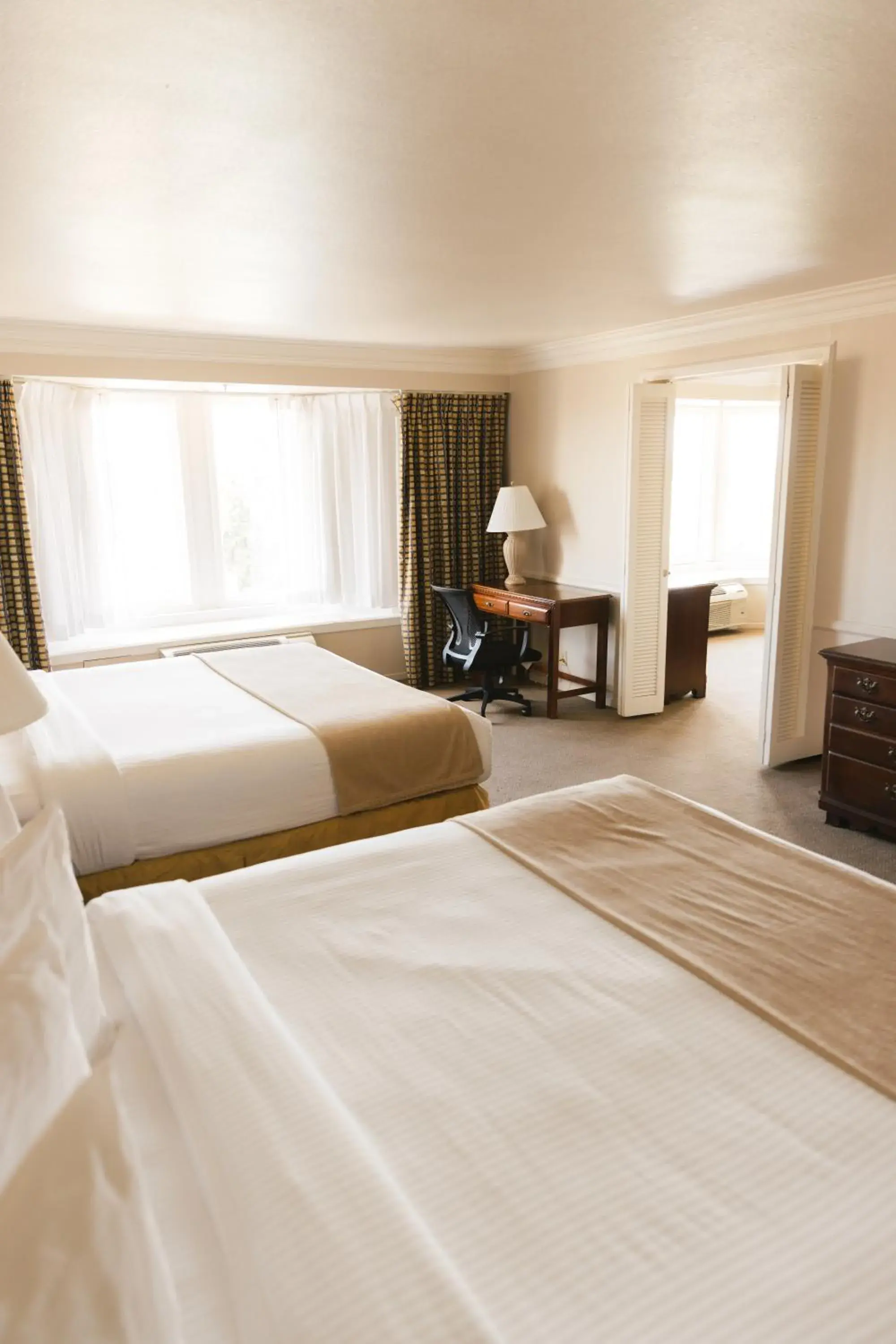 Photo of the whole room, Bed in Historic Santa Maria Inn Photo of the whole room, Bed in Historic Santa Maria Inn