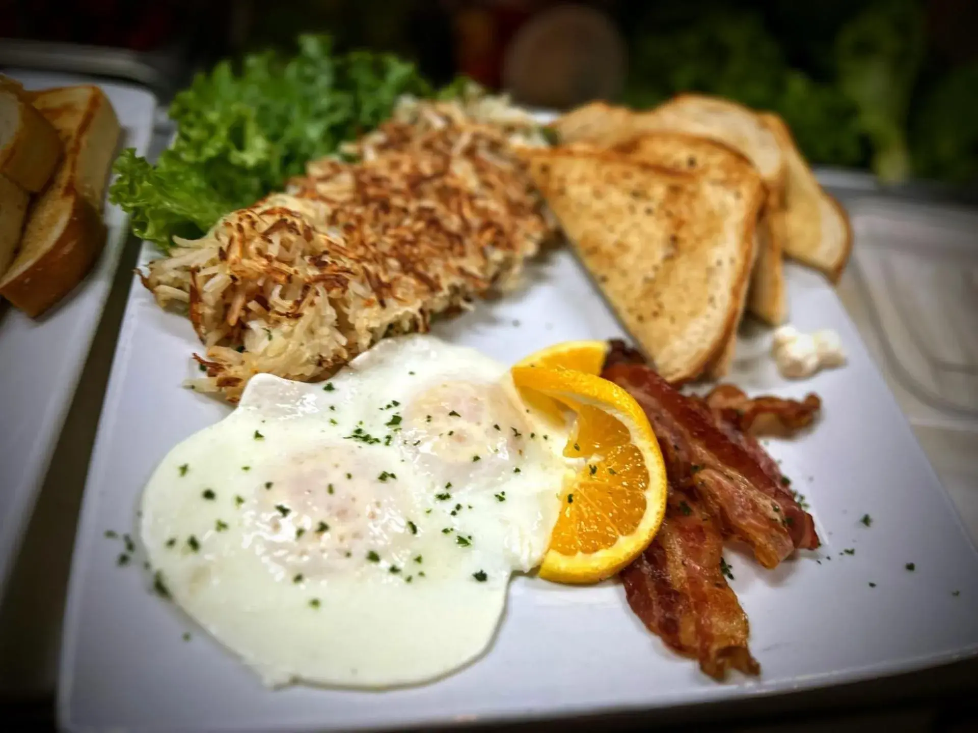 Restaurant/places to eat in Historic Santa Maria Inn Restaurant/places to eat in Historic Santa Maria Inn