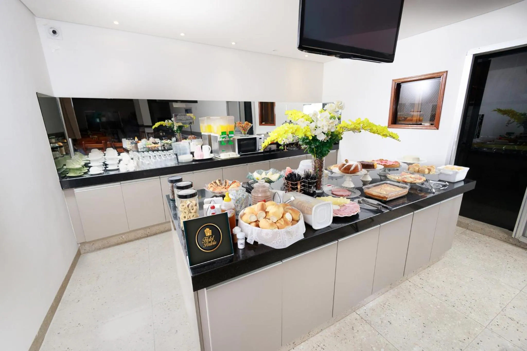 Breakfast in Hotel Portela II - Av Principal e a 500m do Thermas dos Laranjais