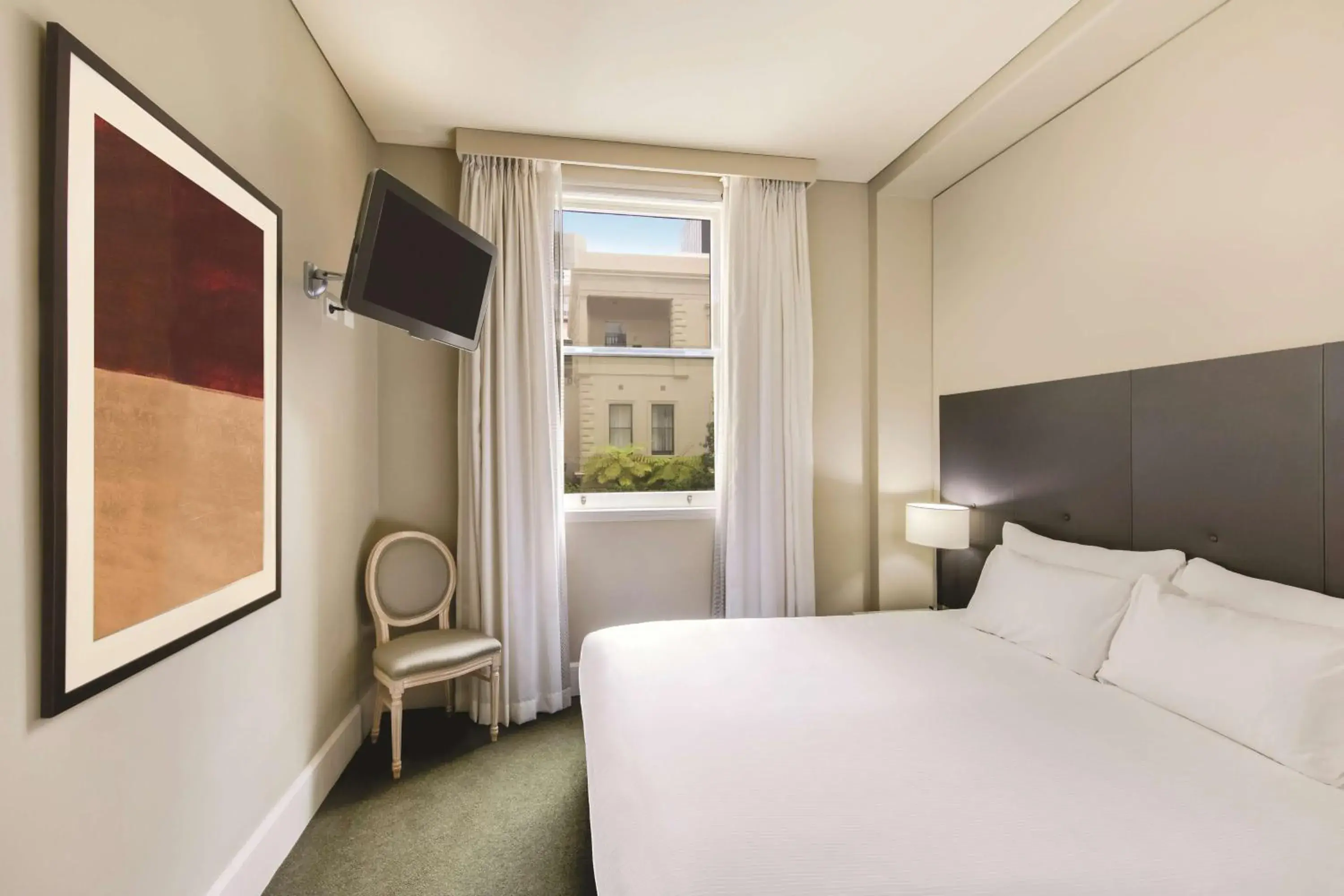 TV and multimedia, Bed in Adina Apartment Hotel Adelaide Treasury TV and multimedia, Bed in Adina Apartment Hotel Adelaide Treasury