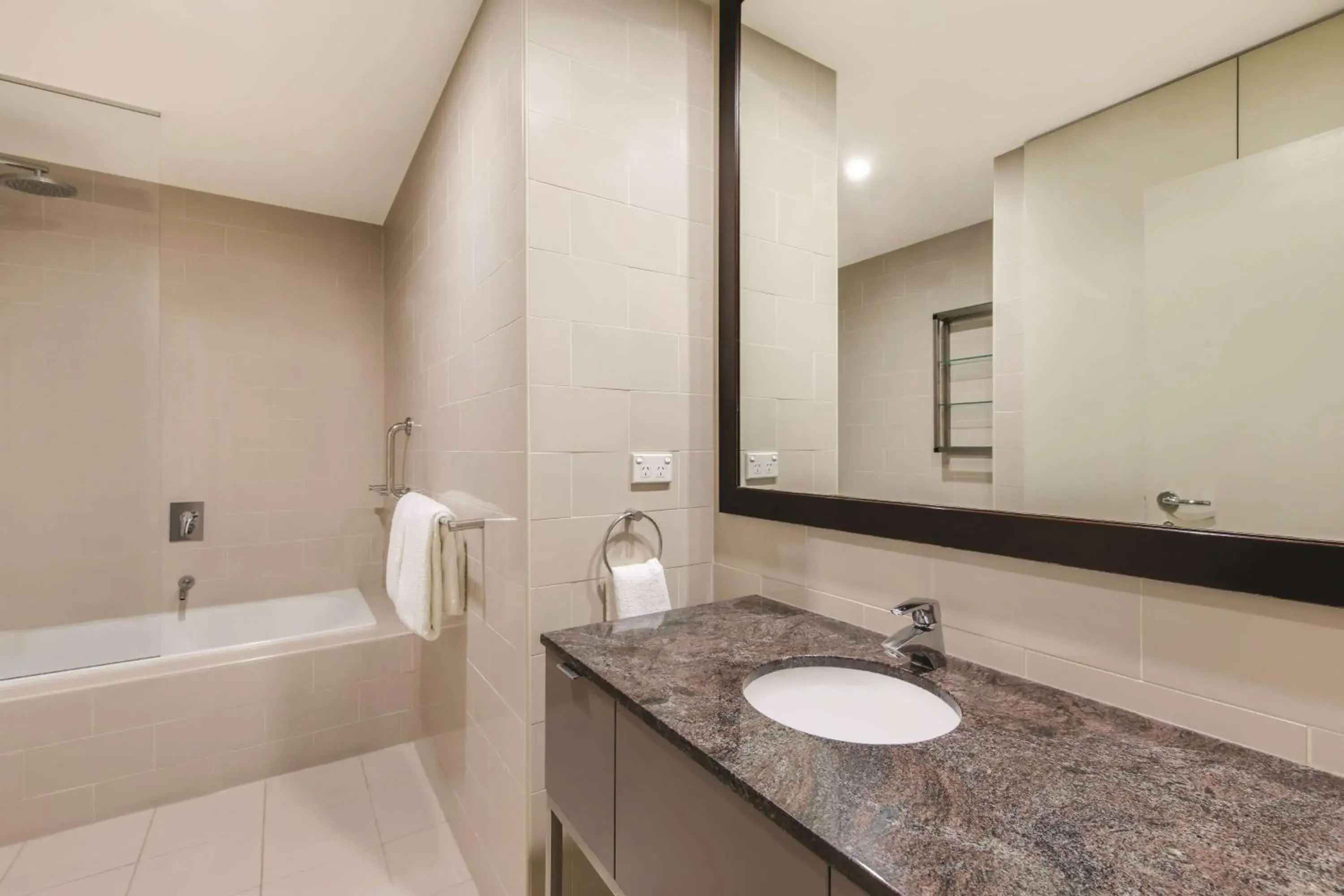 Premier One-Bedroom Queen in Adina Apartment Hotel Adelaide Treasury Premier One-Bedroom Queen in Adina Apartment Hotel Adelaide Treasury