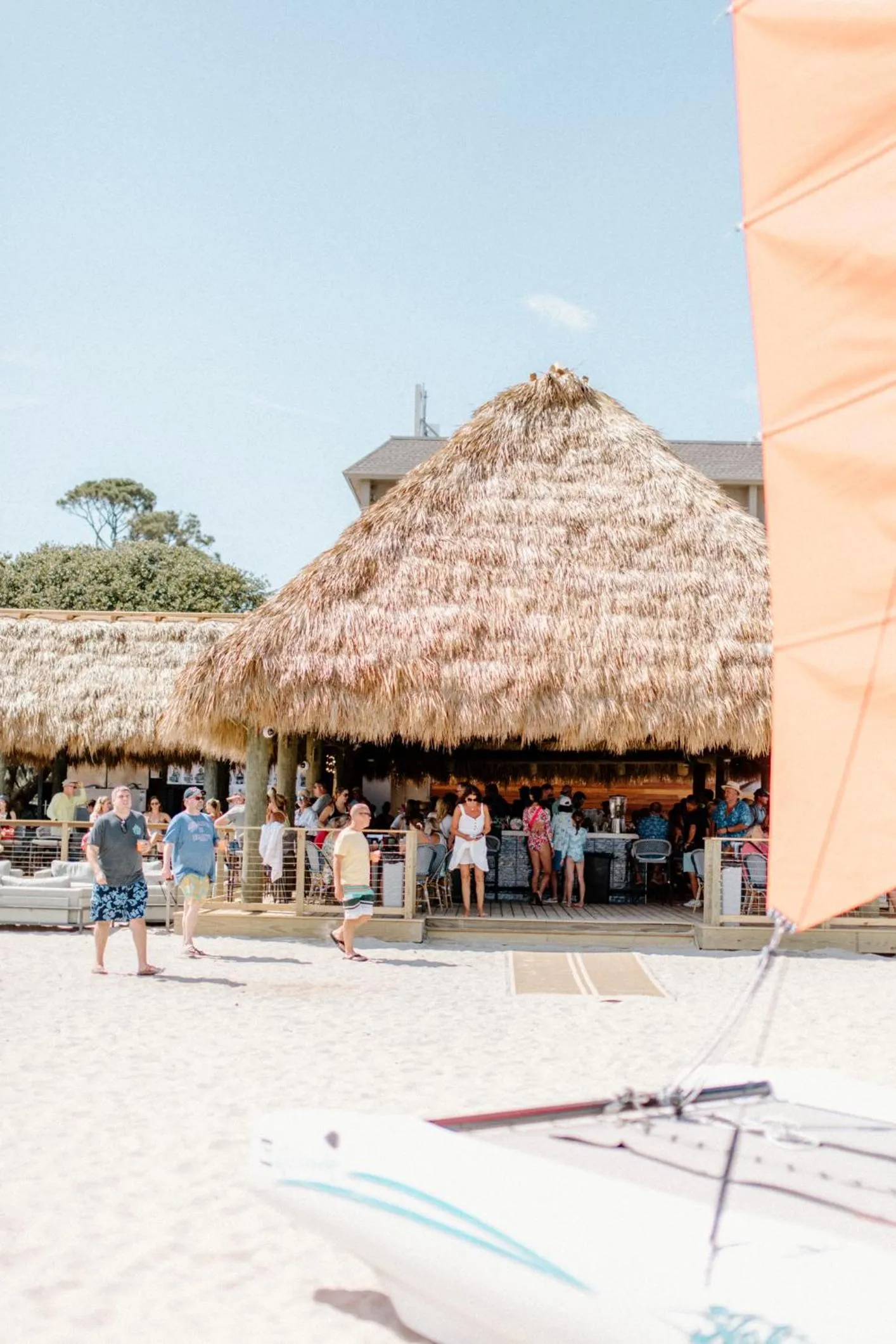 Lounge or bar in Beach House Resort Hilton Head Island
