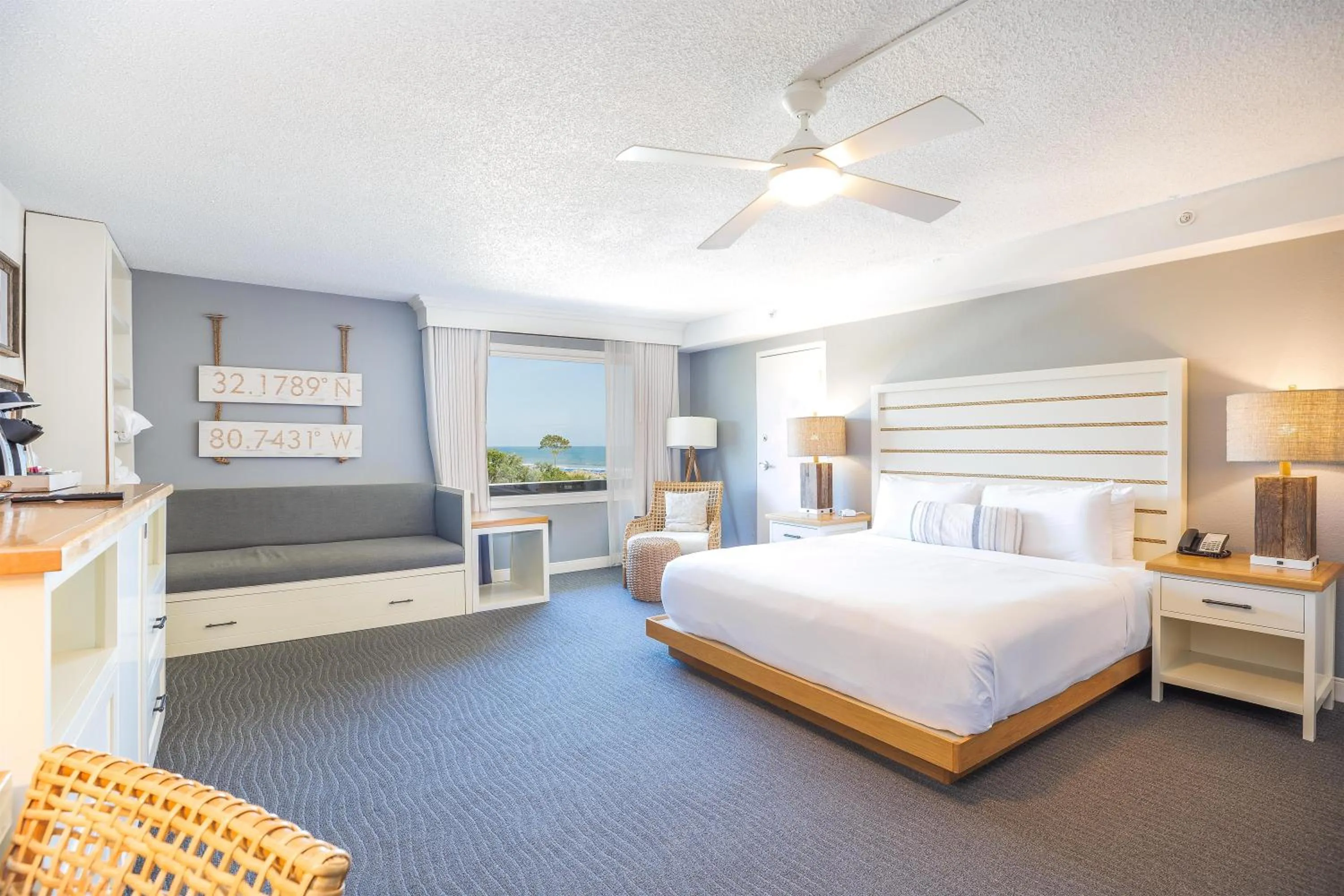 Photo of the whole room, Bed in Beach House Resort Hilton Head Island