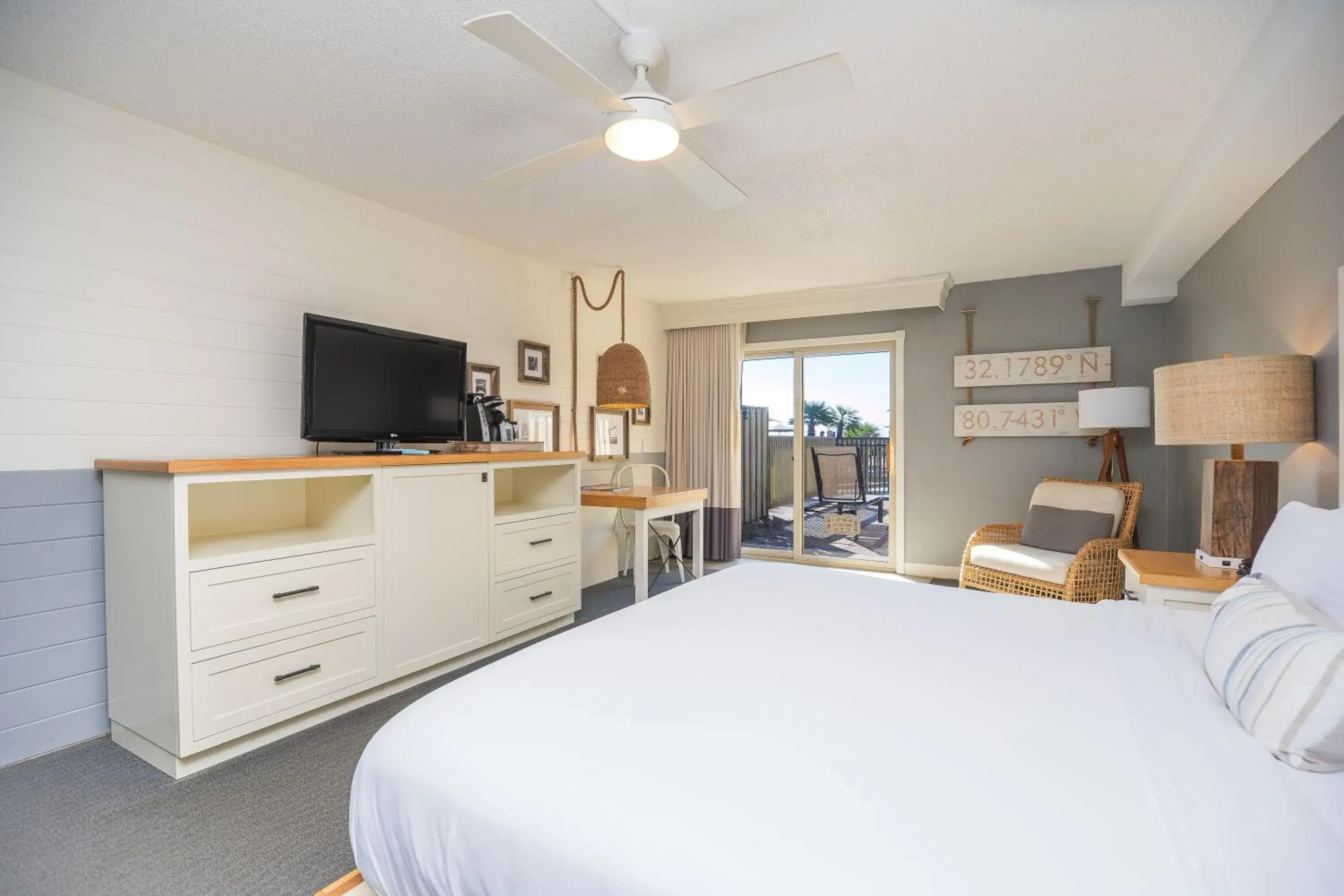 Bedroom, Bed in Beach House Resort Hilton Head Island Bedroom, Bed in Beach House Resort Hilton Head Island