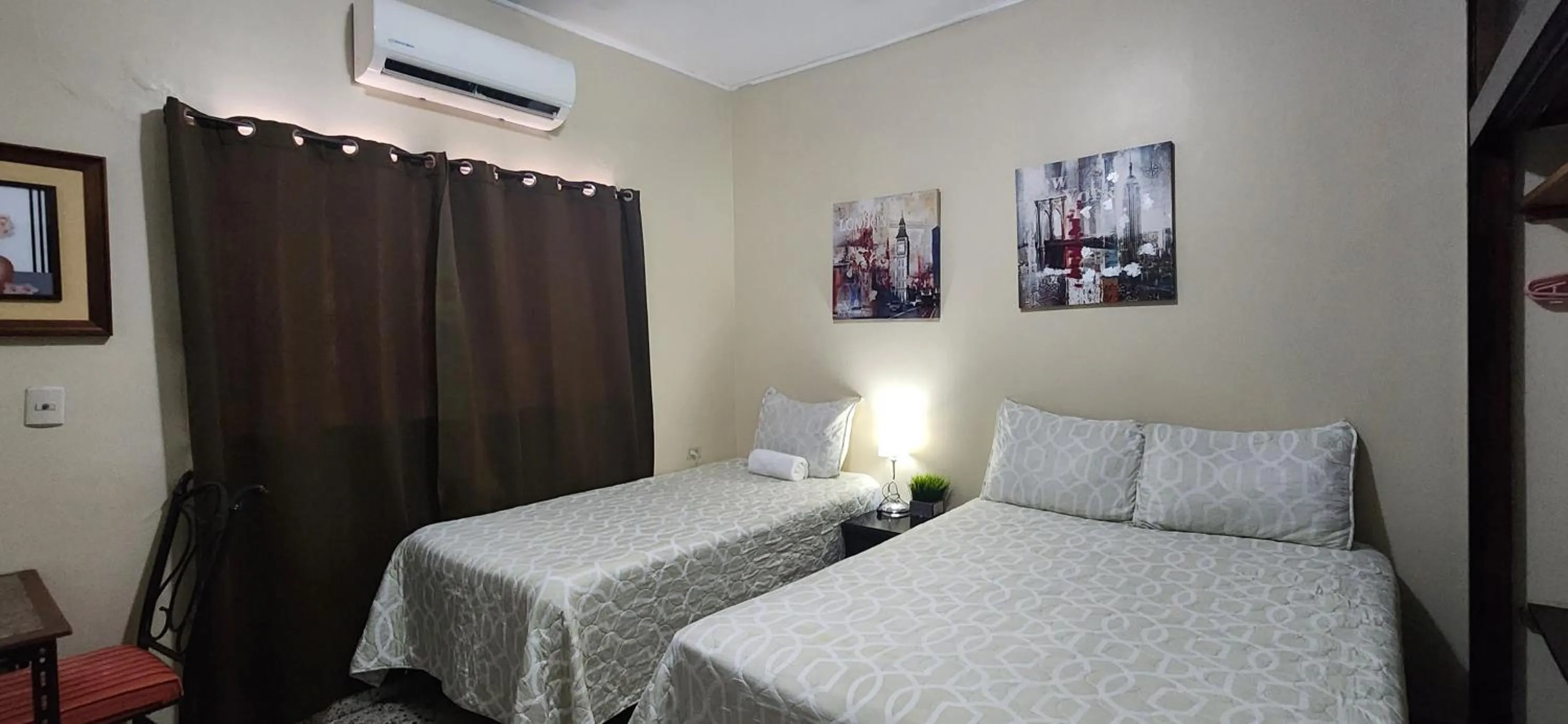 Photo of the whole room, Bed in Casa Altamira