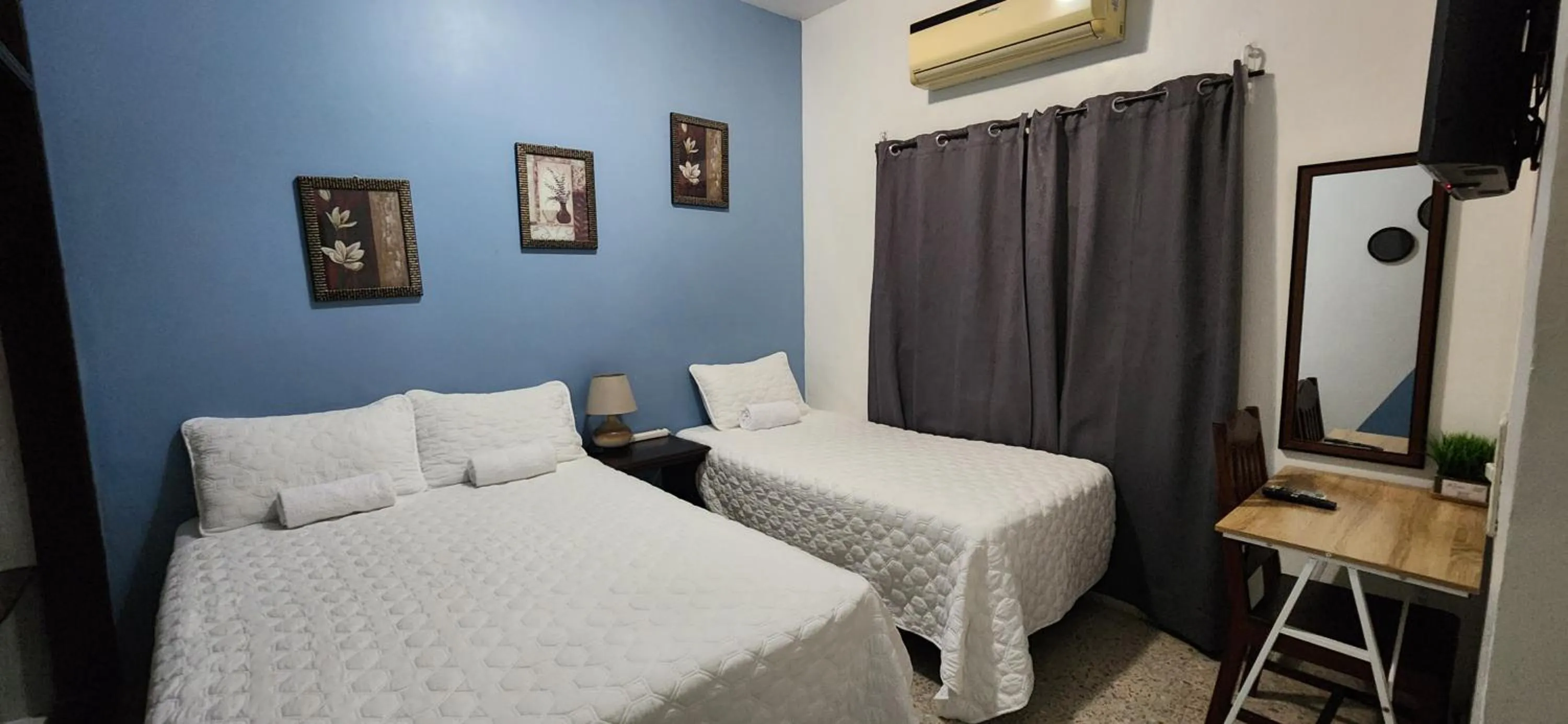 Photo of the whole room, Bed in Casa Altamira