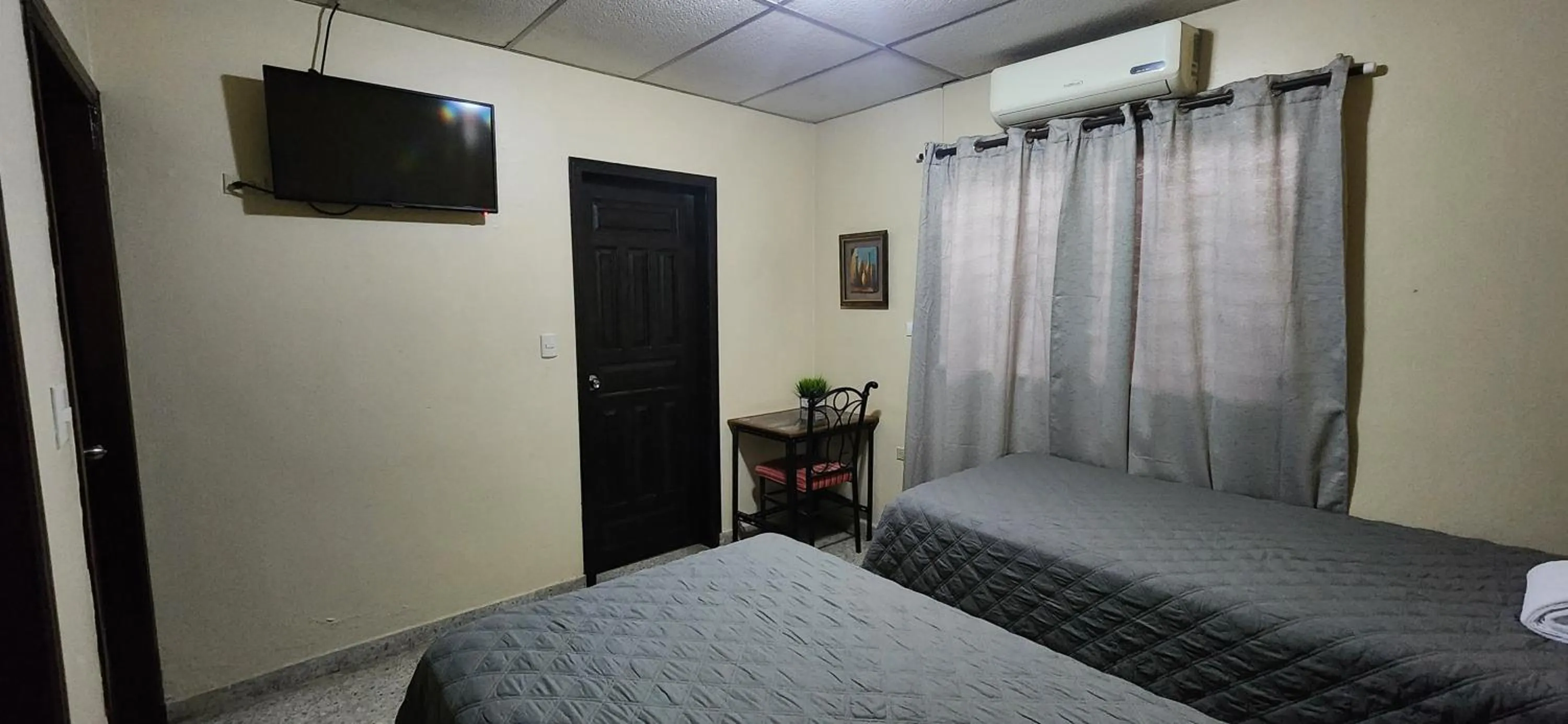 Photo of the whole room, Bed in Casa Altamira