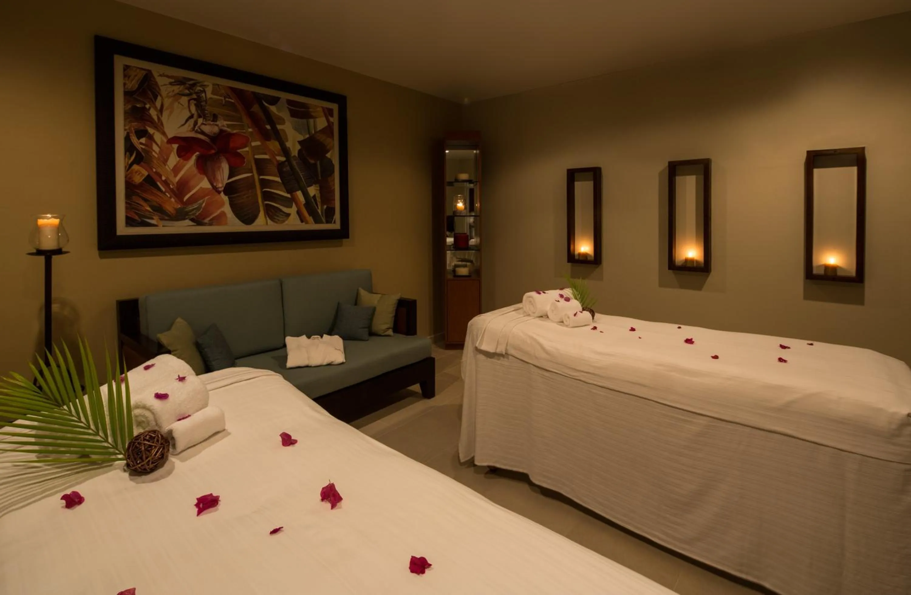 Massage, Bed in Spice Island Beach Resort