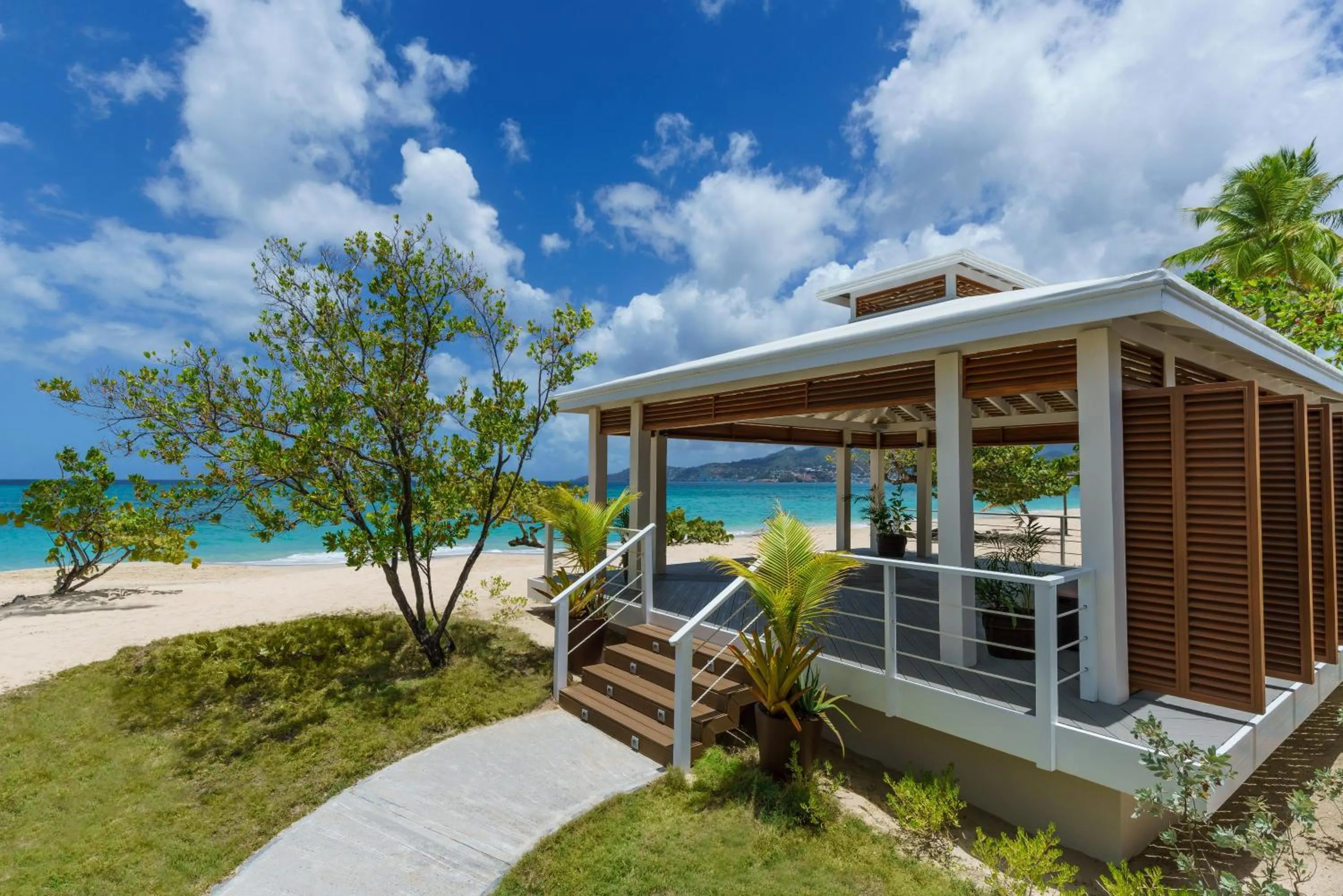 Patio in Spice Island Beach Resort