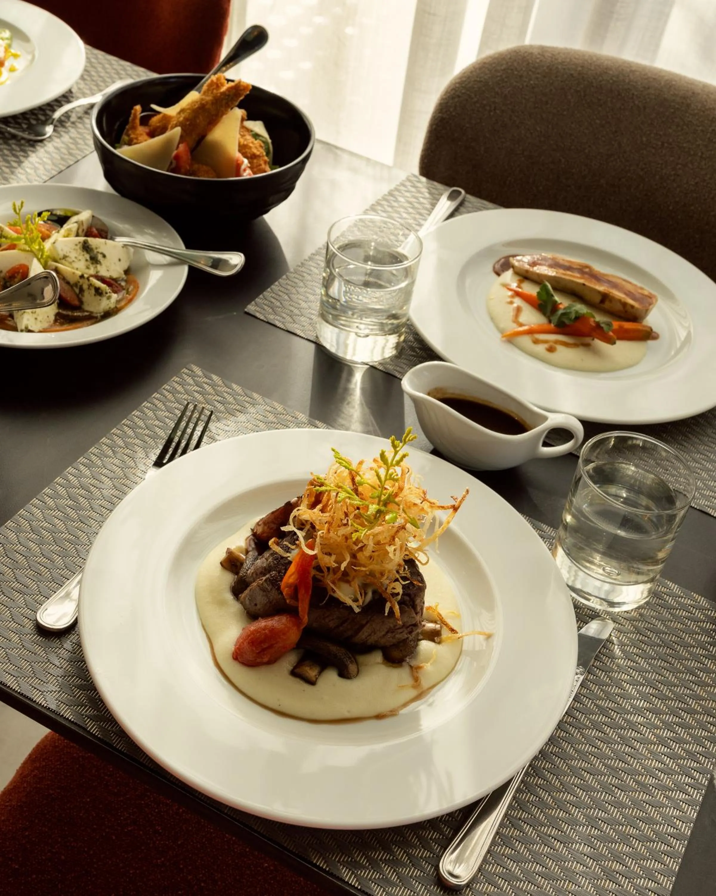 Restaurant/places to eat in MIA Urban Detroit Tanger