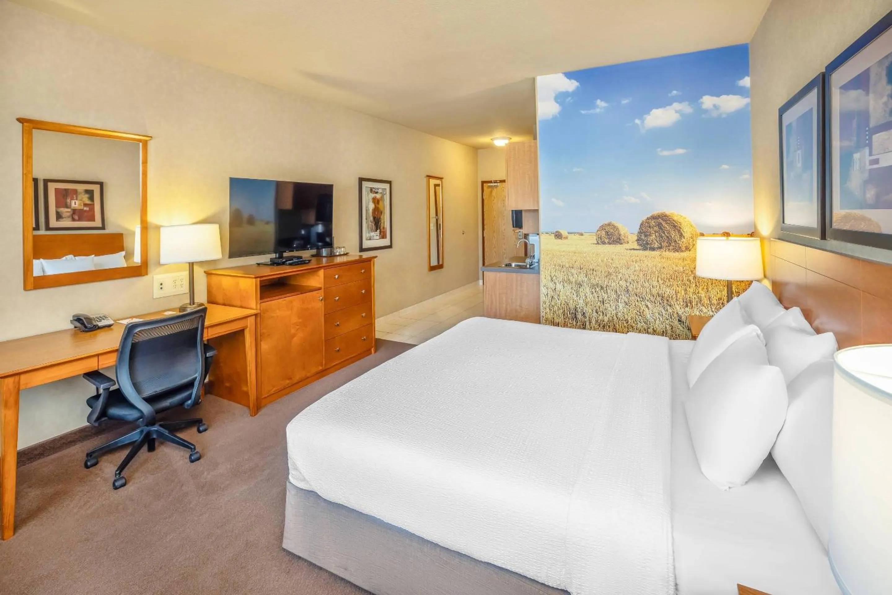 Bedroom, Bed in Clarion Pointe