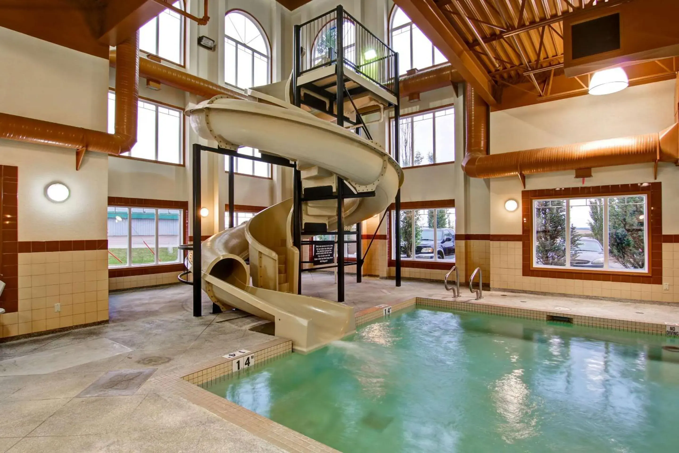 Swimming pool in Clarion Pointe Swimming pool in Clarion Pointe