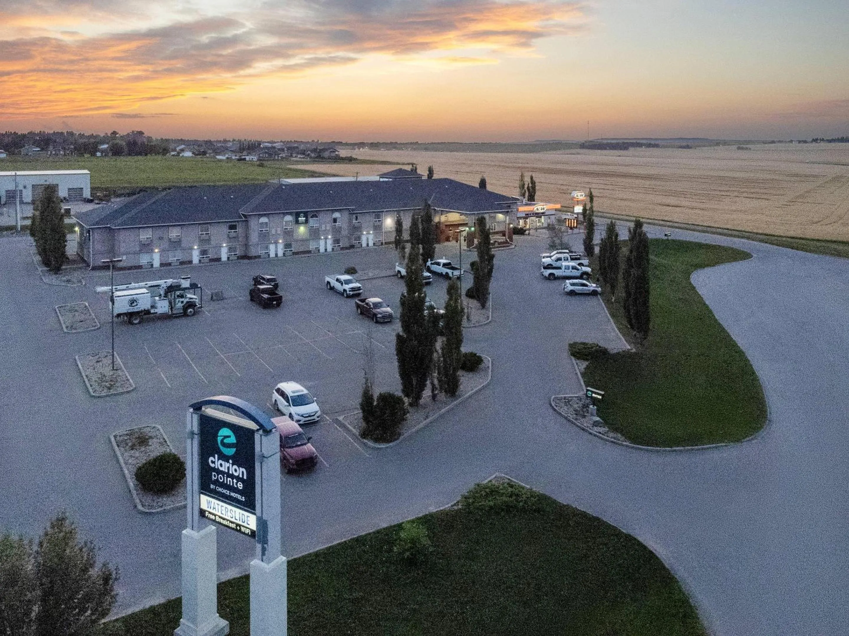 Property building in Clarion Pointe