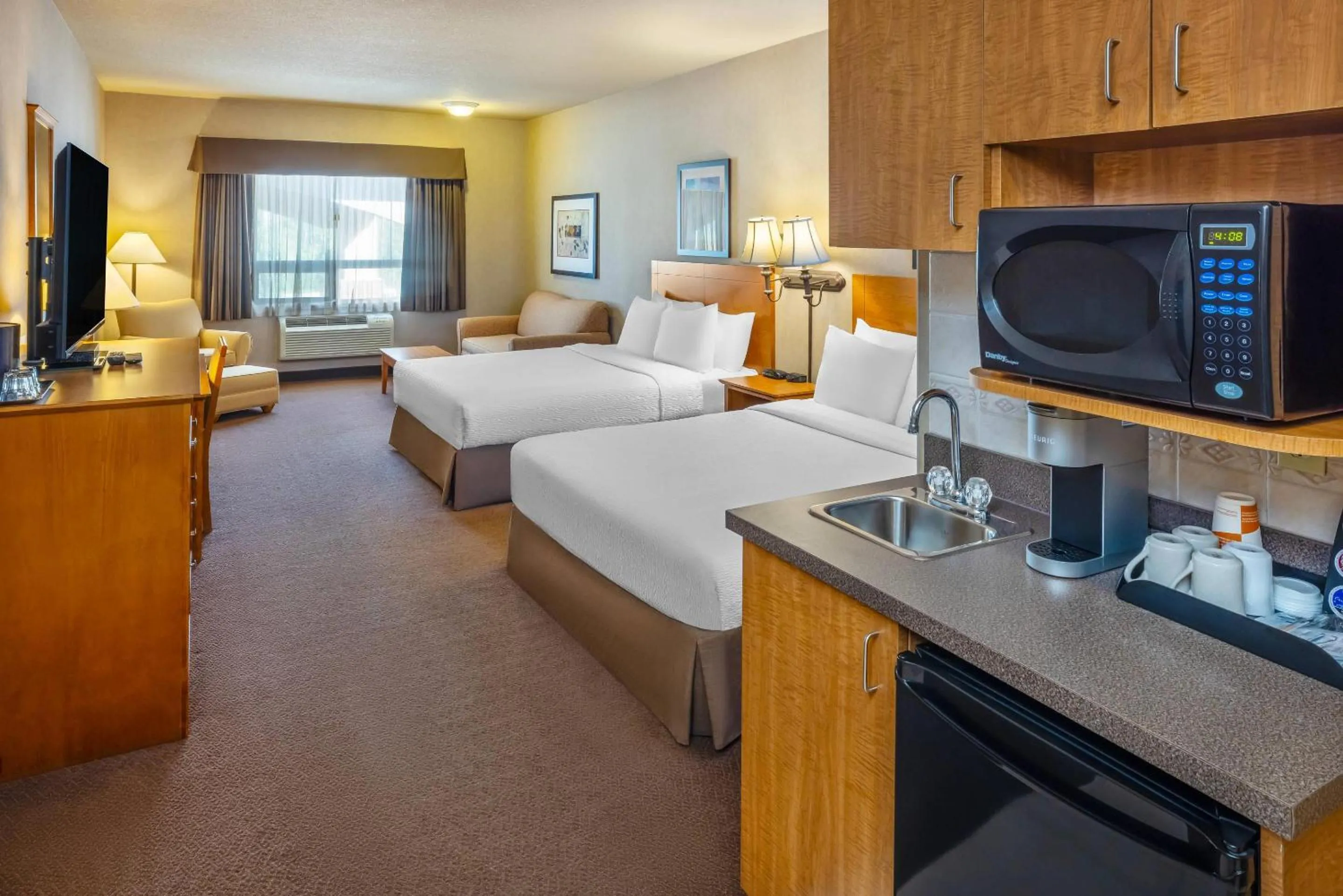 Bedroom, Bed in Clarion Pointe