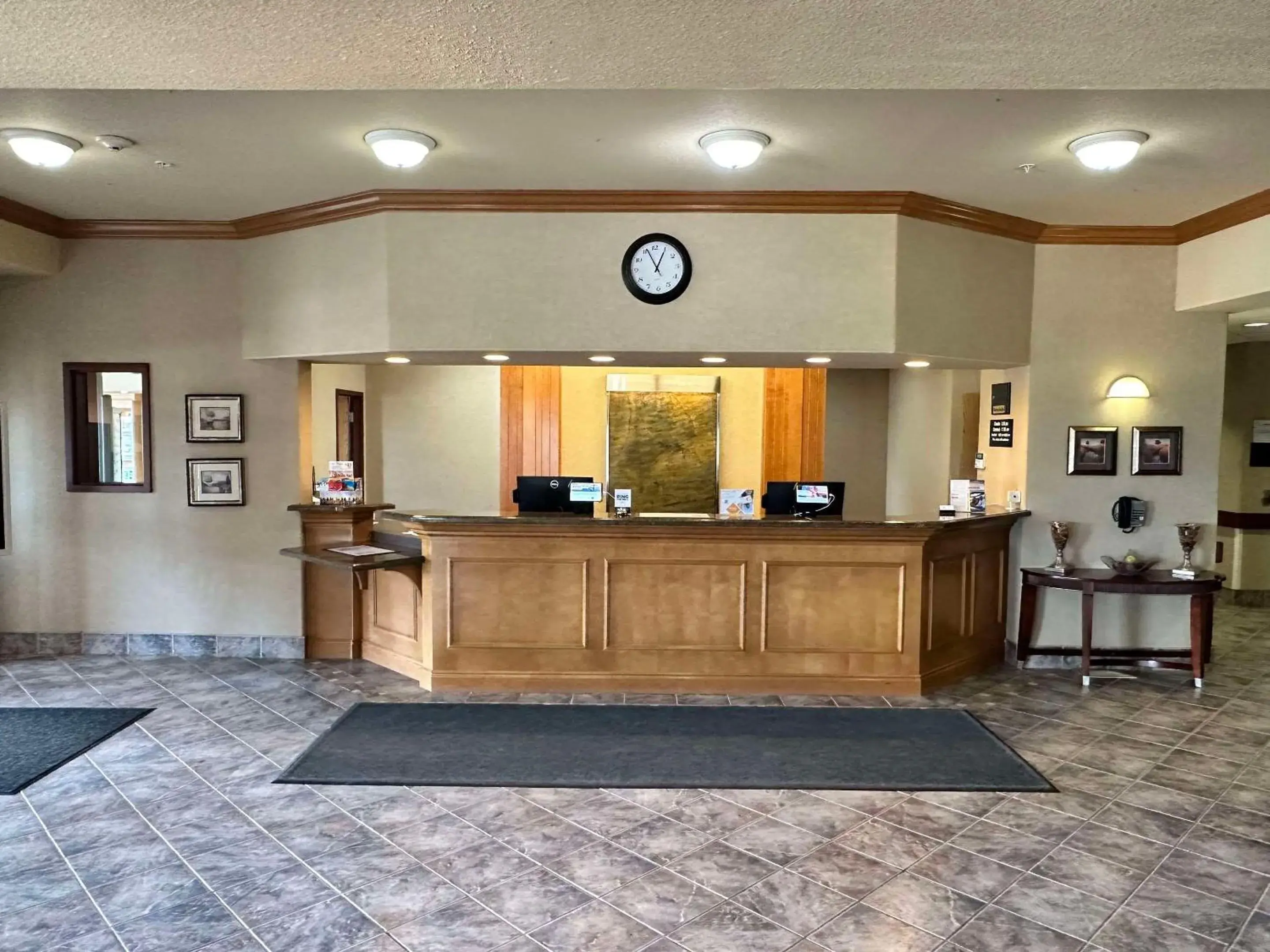 Lobby or reception in Clarion Pointe Lobby or reception in Clarion Pointe