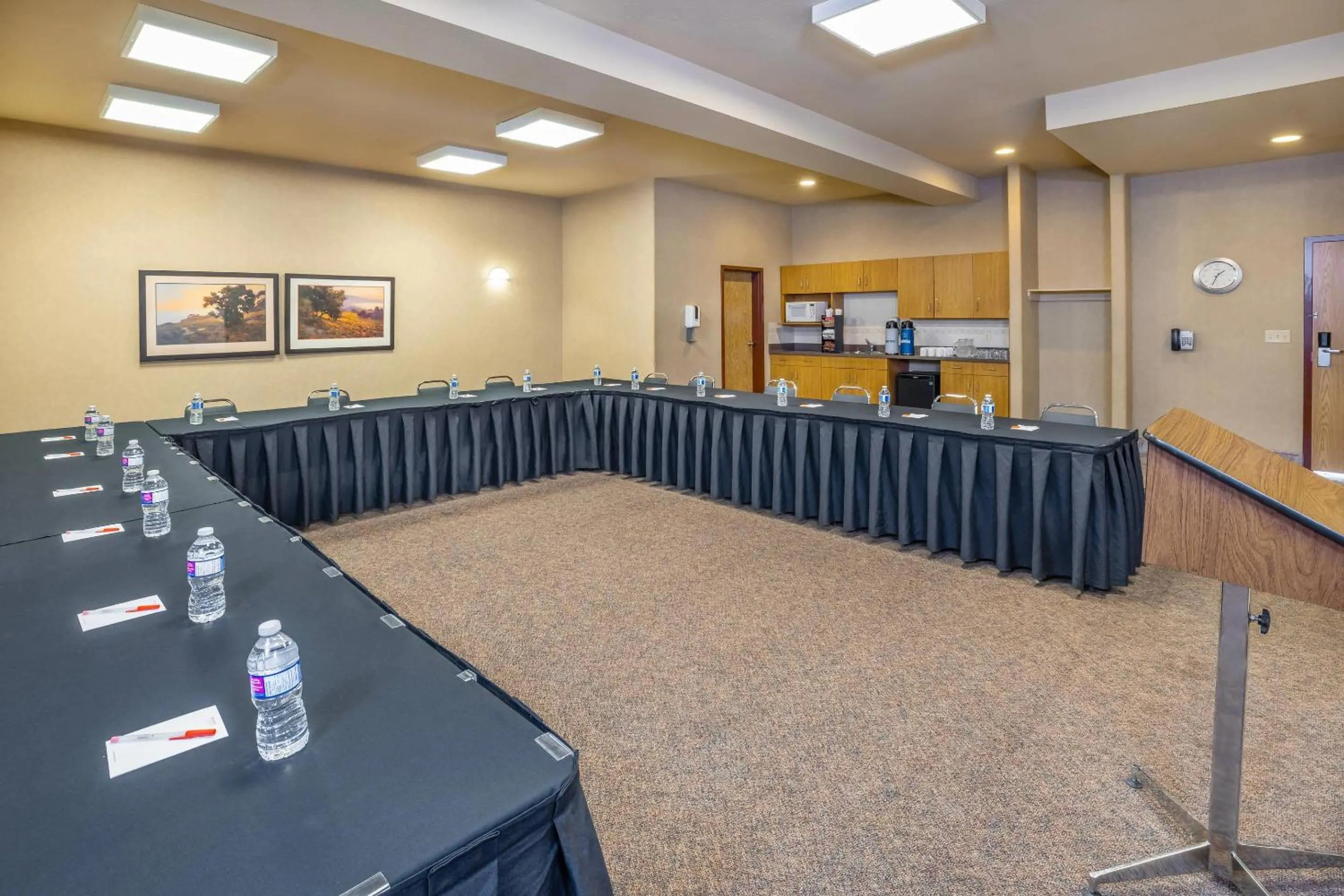 Meeting/conference room in Clarion Pointe