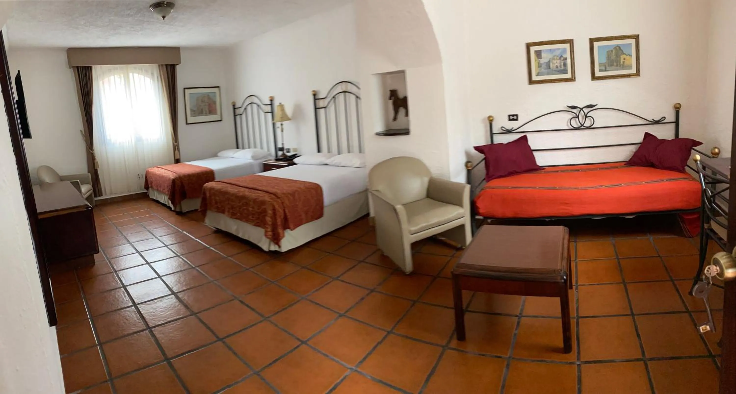 Bedroom, Bed in Villa Colonial