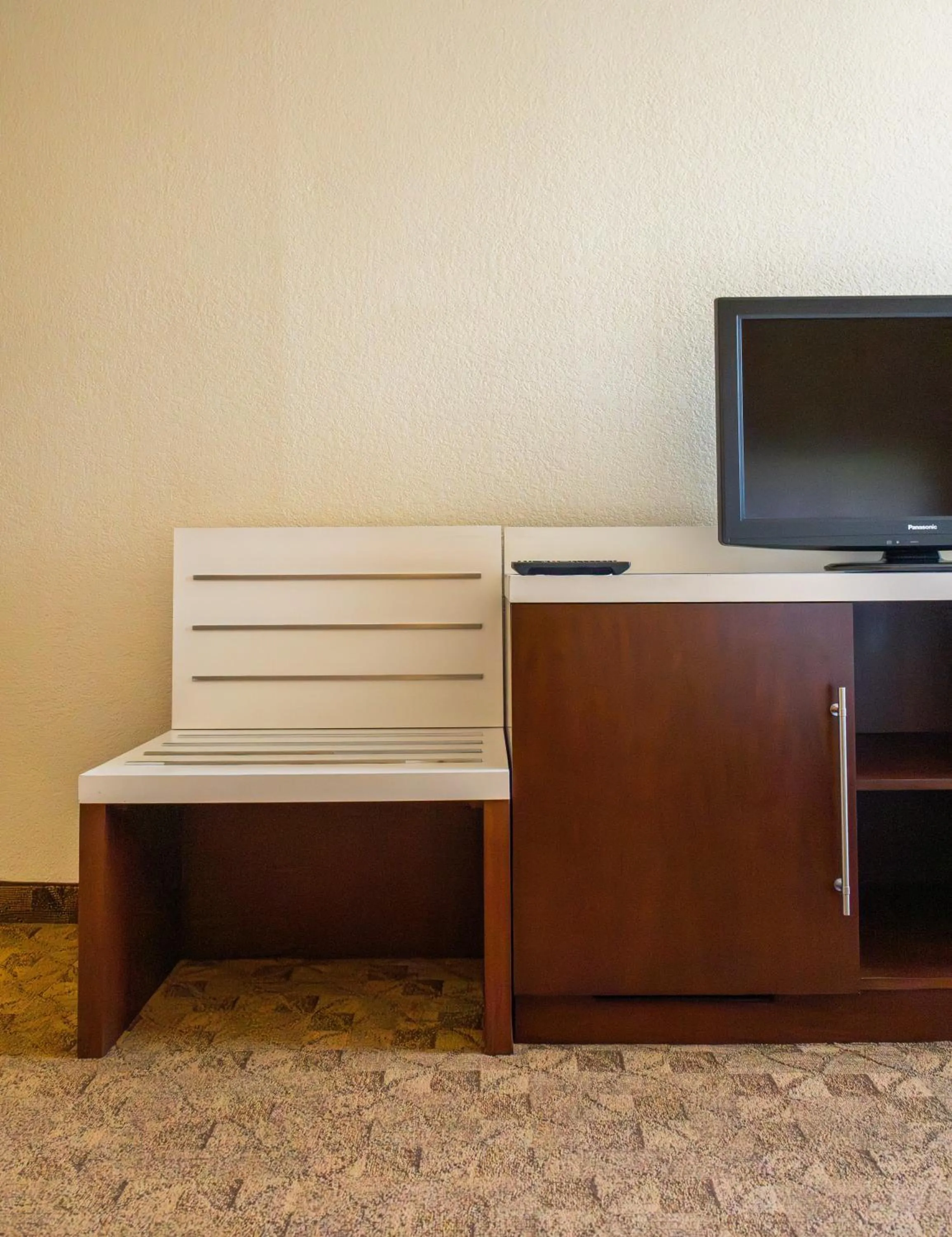 furniture in Village Inn Clemmons-Winston Salem, Trademark by Wyndham