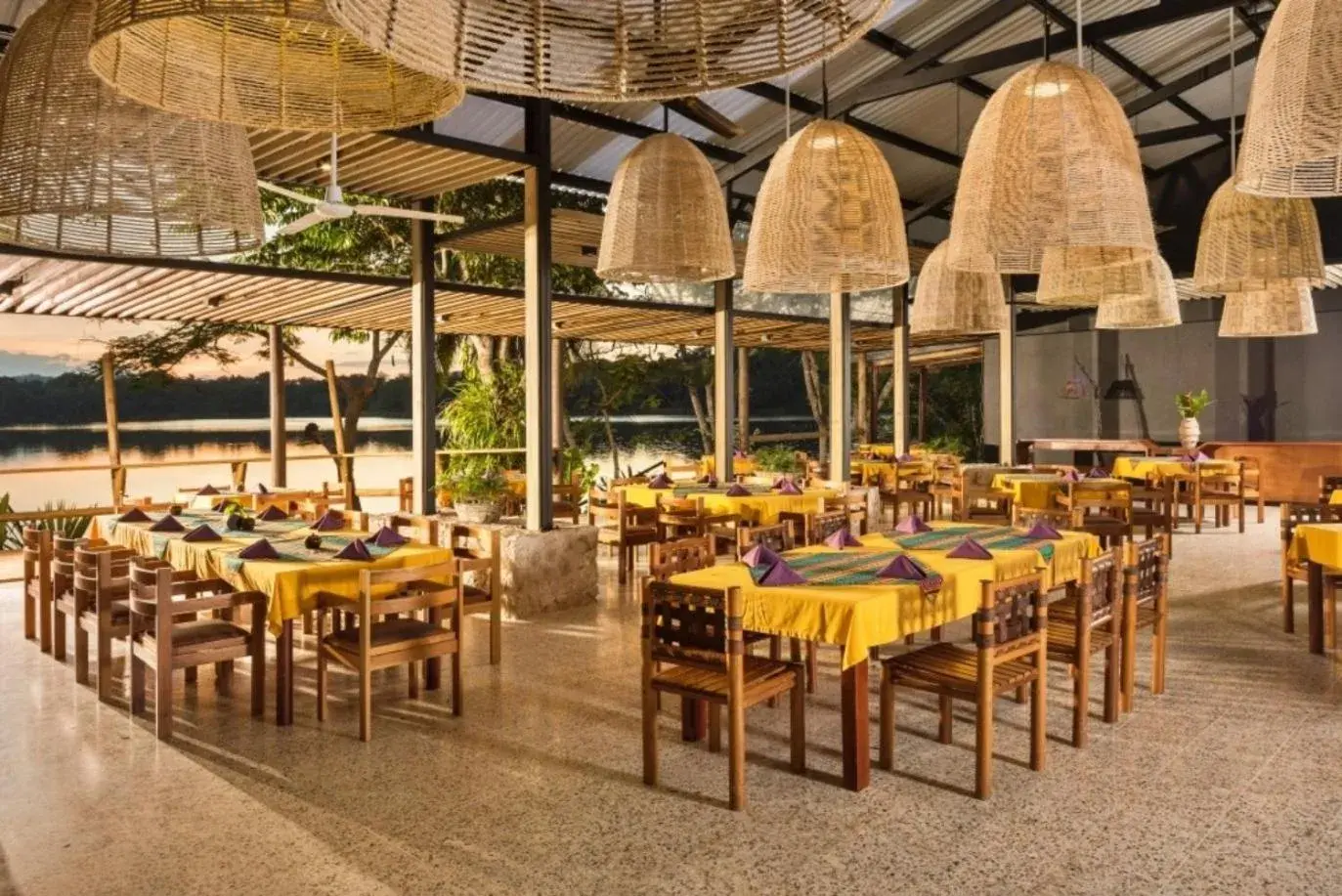Restaurant/places to eat in Villa Maya Restaurant/places to eat in Villa Maya