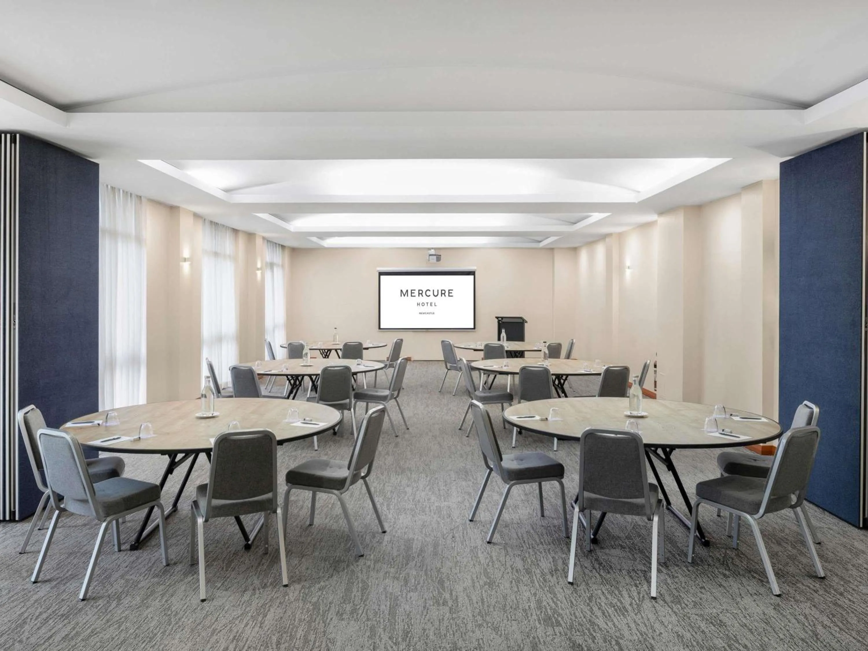 Meeting/conference room in Mercure Newcastle