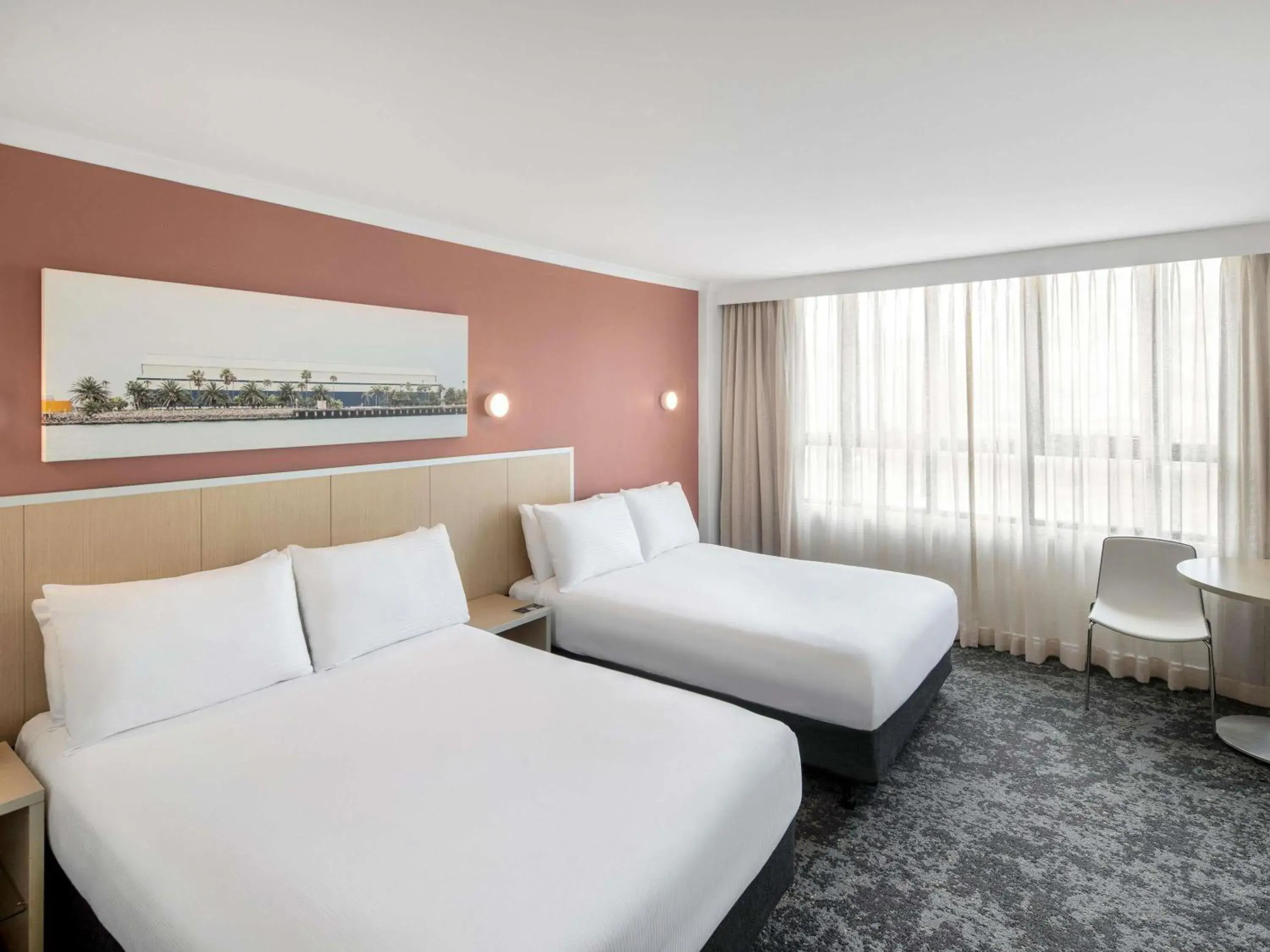 Bedroom, Bed in Mercure Newcastle Bedroom, Bed in Mercure Newcastle